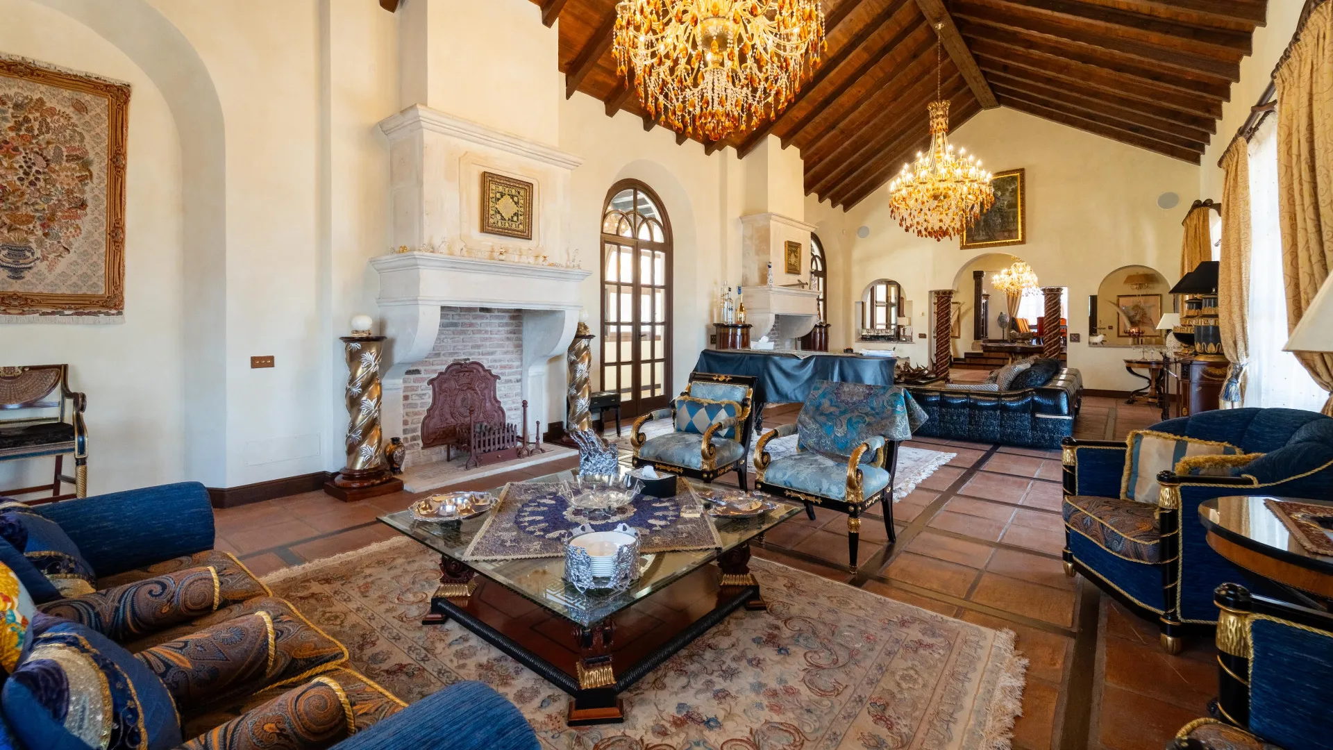 Villa for sale in La Mairena