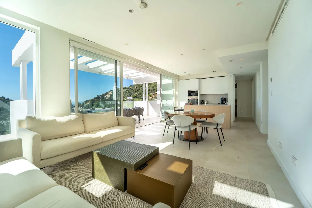 Buy penthouse in Palo Alto
