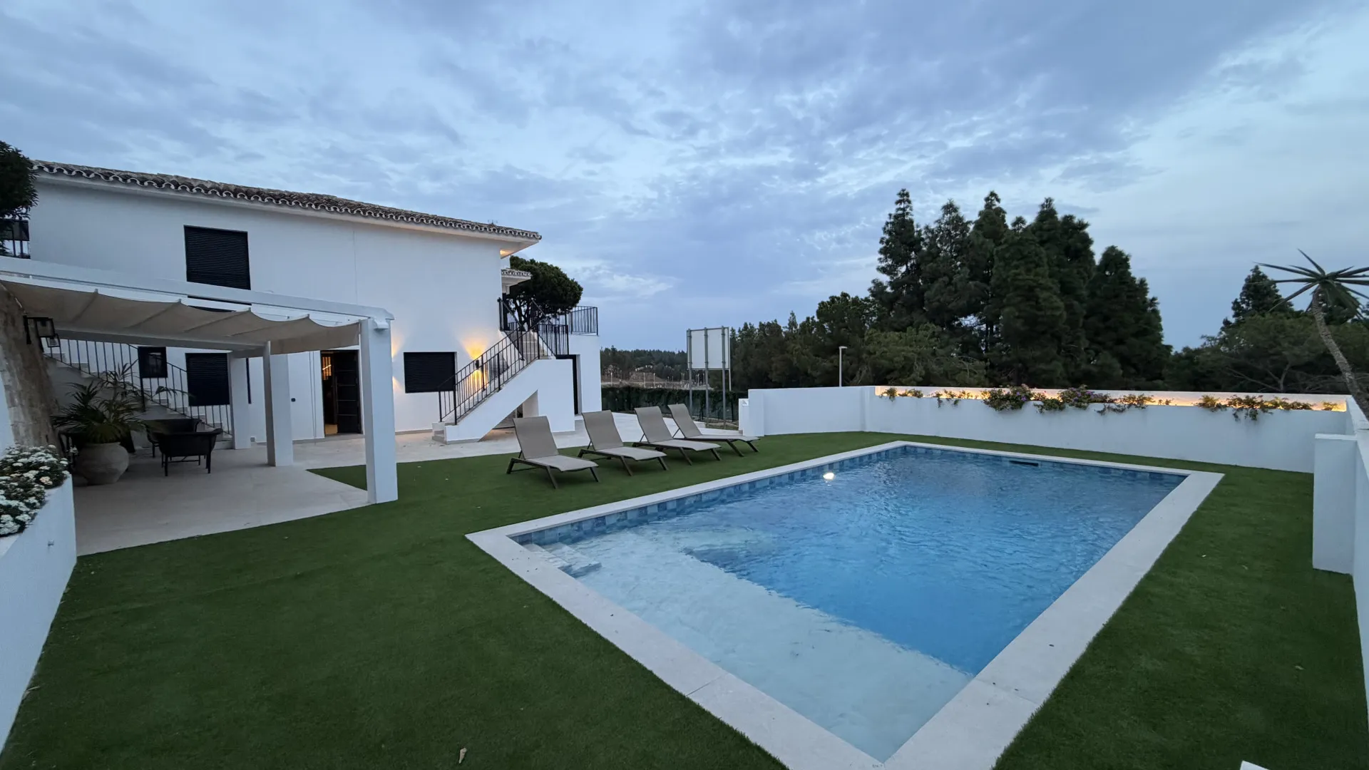 For sale Cala de Mijas villa with 5 bedrooms