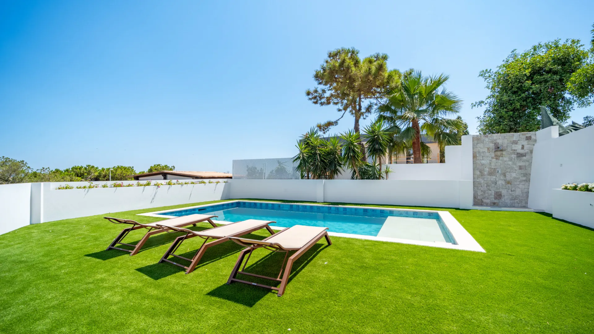 Cala de Mijas 5 bedrooms villa for sale