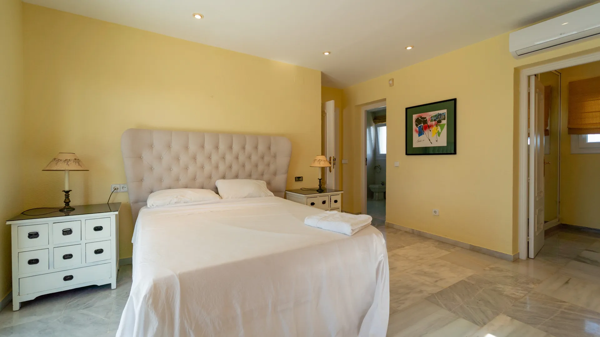 For sale villa in El Chaparral with 5 bedrooms