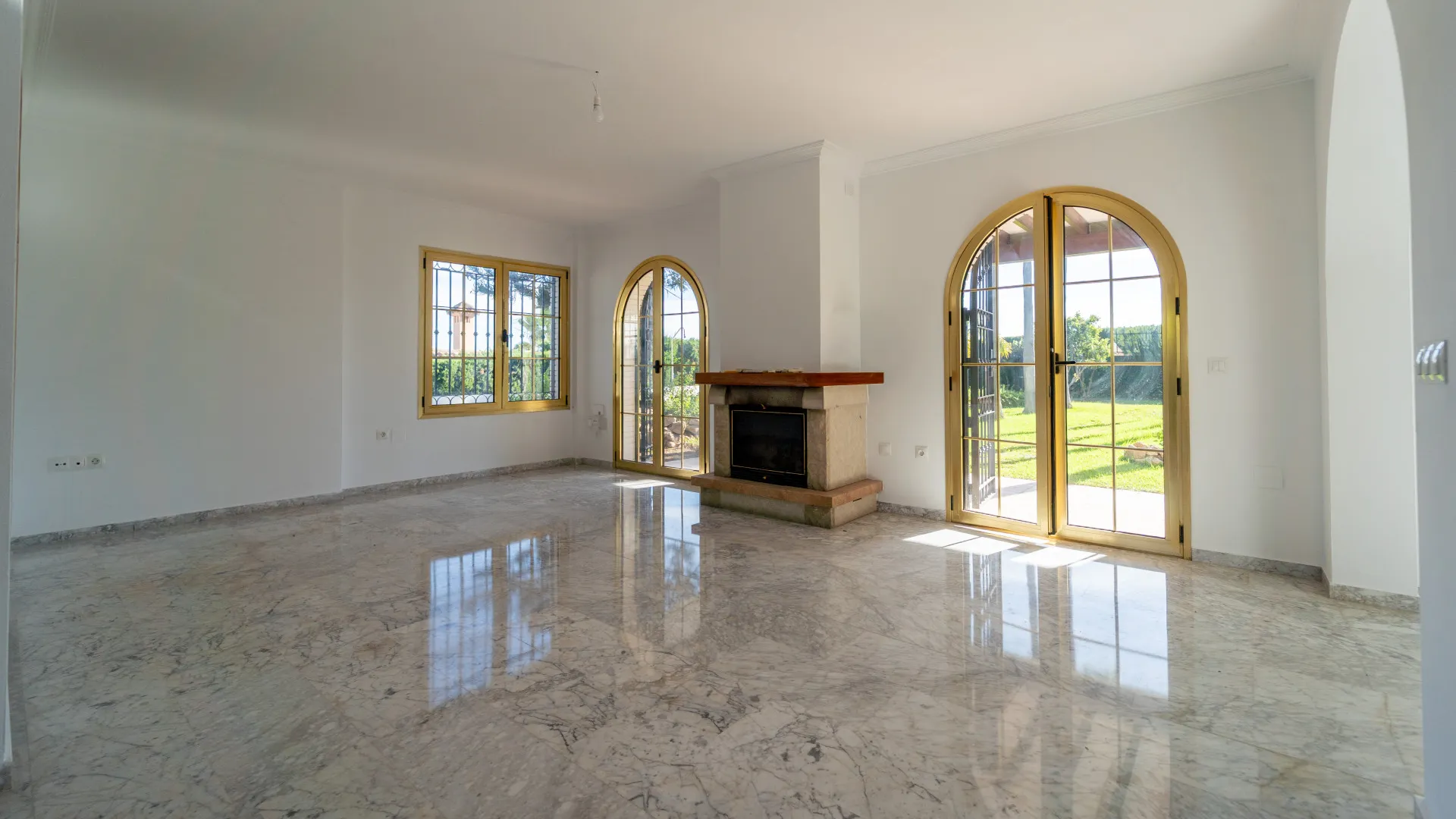 Villa en venta con 4 dormitorios en Cerrado del Aguila