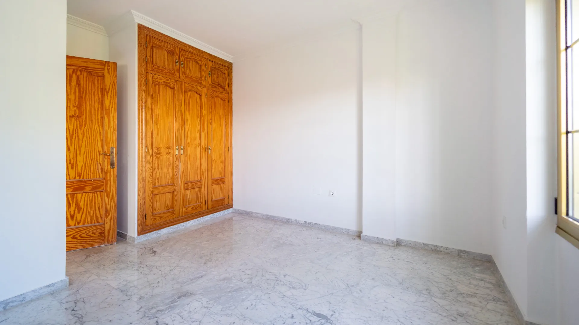 Villa en venta con 4 dormitorios en Cerrado del Aguila