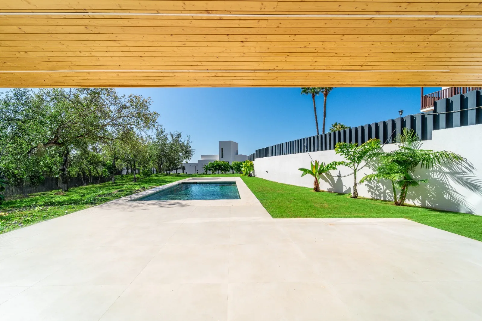 Villa a la venta de 5 dormitorios en Benalmadena Costa