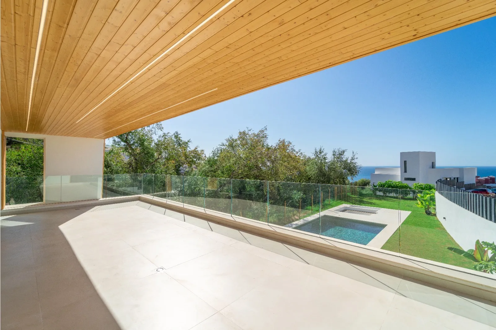 Villa a la venta de 5 dormitorios en Benalmadena Costa