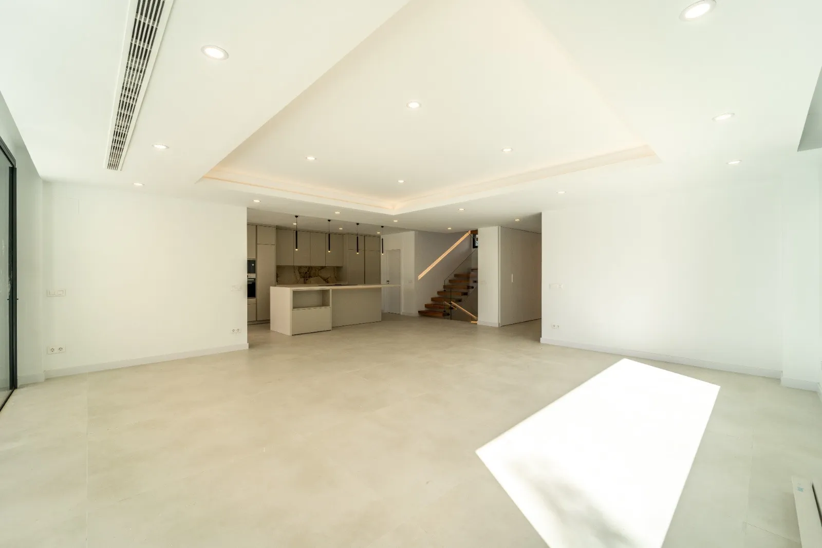 Villa a la venta de 5 dormitorios en Benalmadena Costa