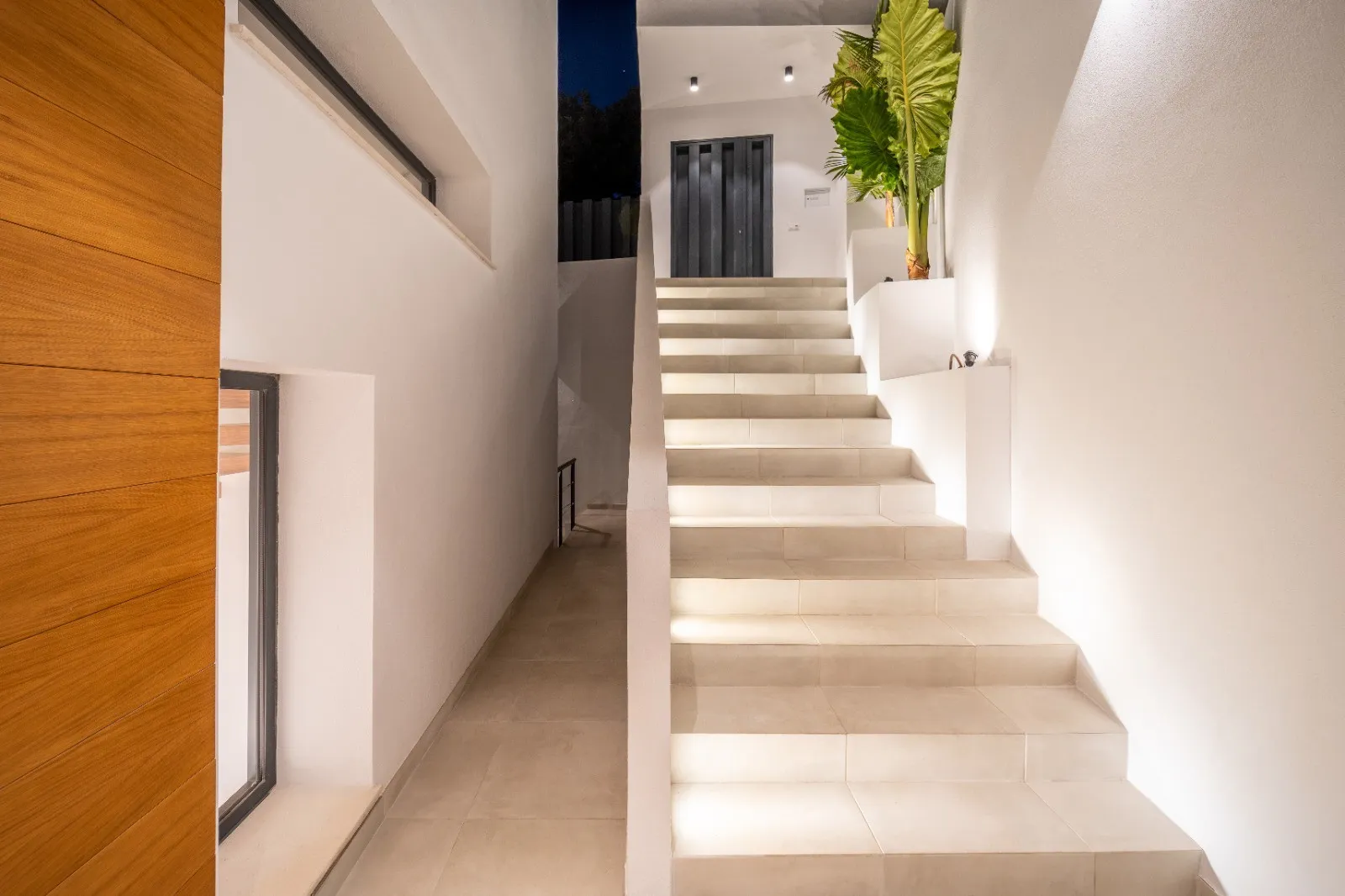 Villa a la venta de 5 dormitorios en Benalmadena Costa