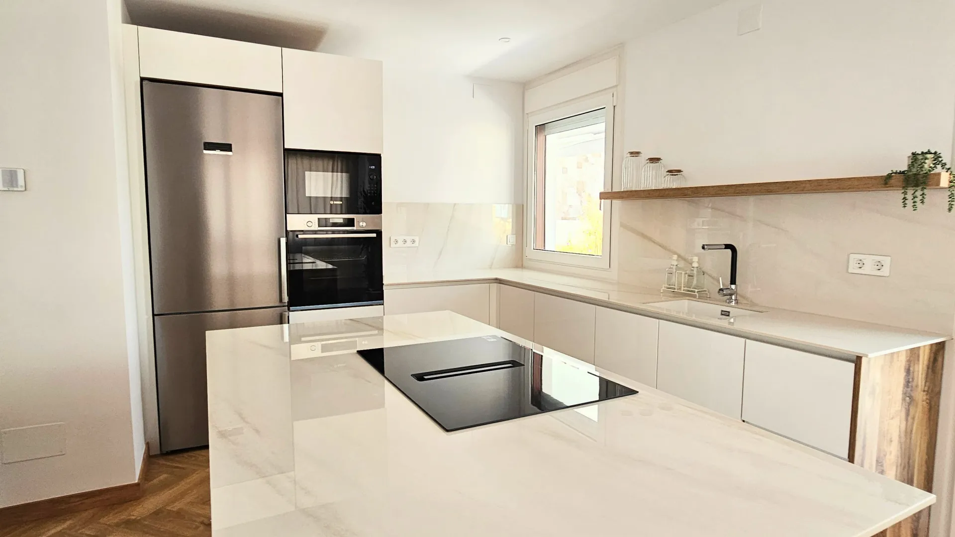 For sale villa with 5 bedrooms in Cala de Mijas