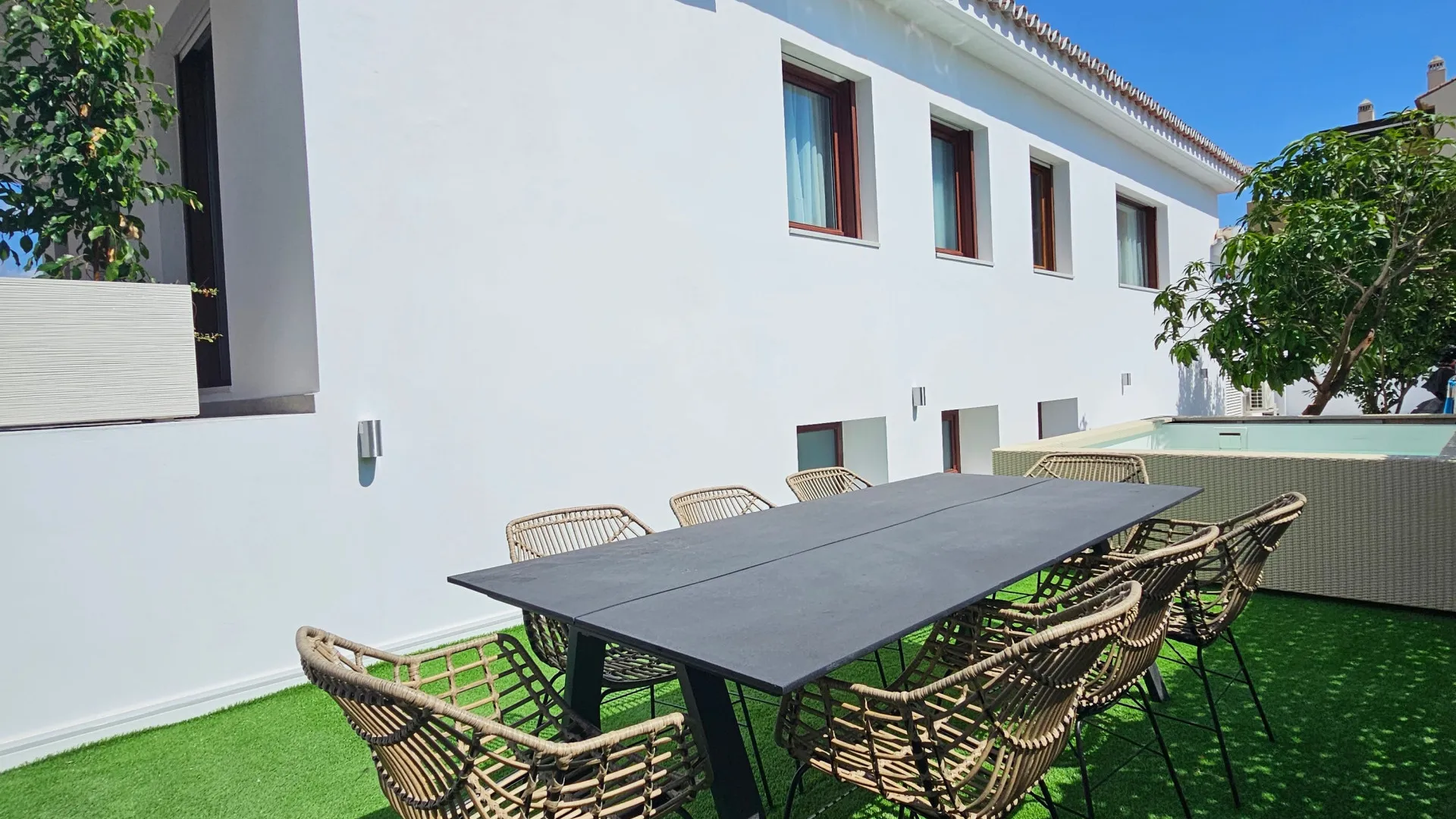 For sale villa with 5 bedrooms in Cala de Mijas