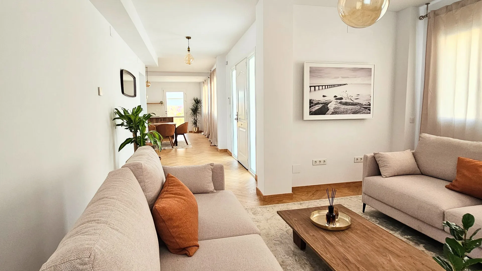 For sale villa with 5 bedrooms in Cala de Mijas