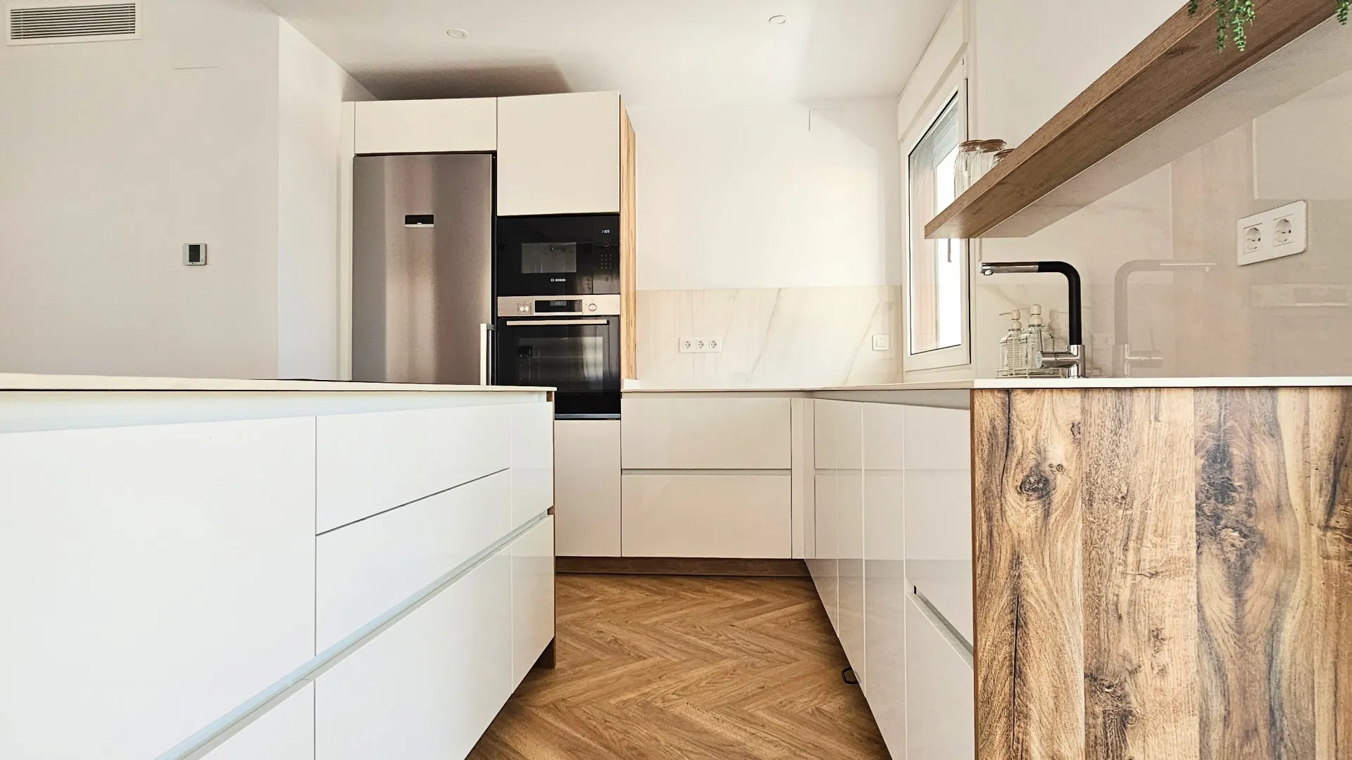 For sale villa with 5 bedrooms in Cala de Mijas