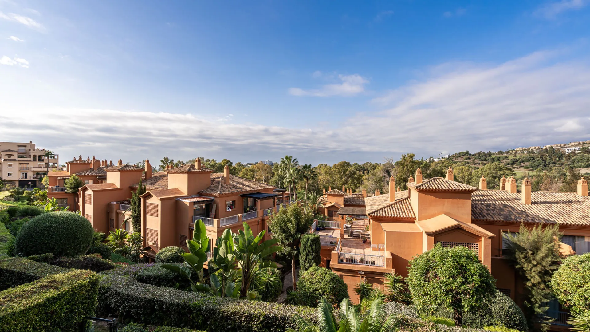Apartamento con 2 dormitorios en venta en Benatalaya