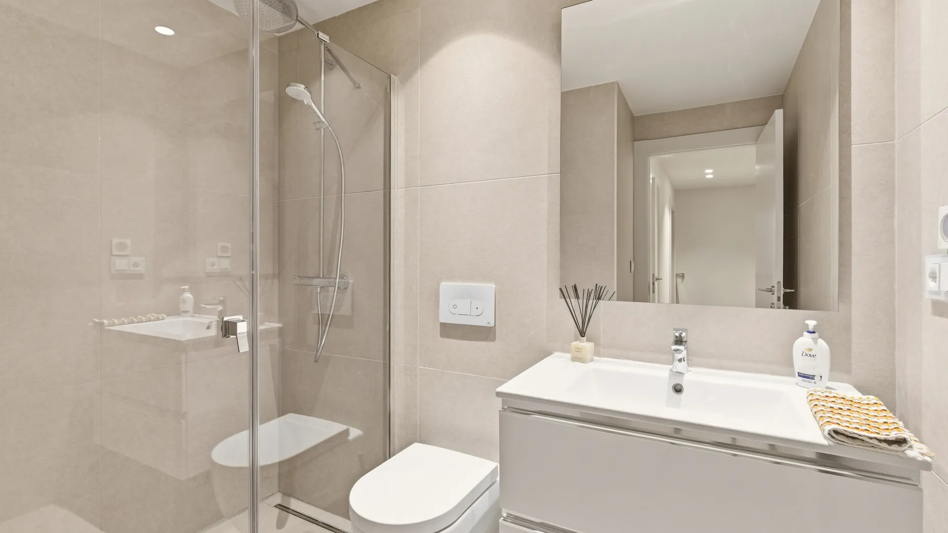 Buy Velaya 4 bedrooms town house