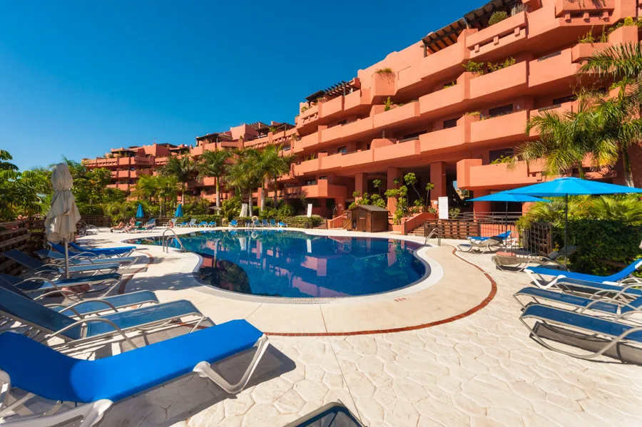 For sale ground floor apartment in Las Nayades