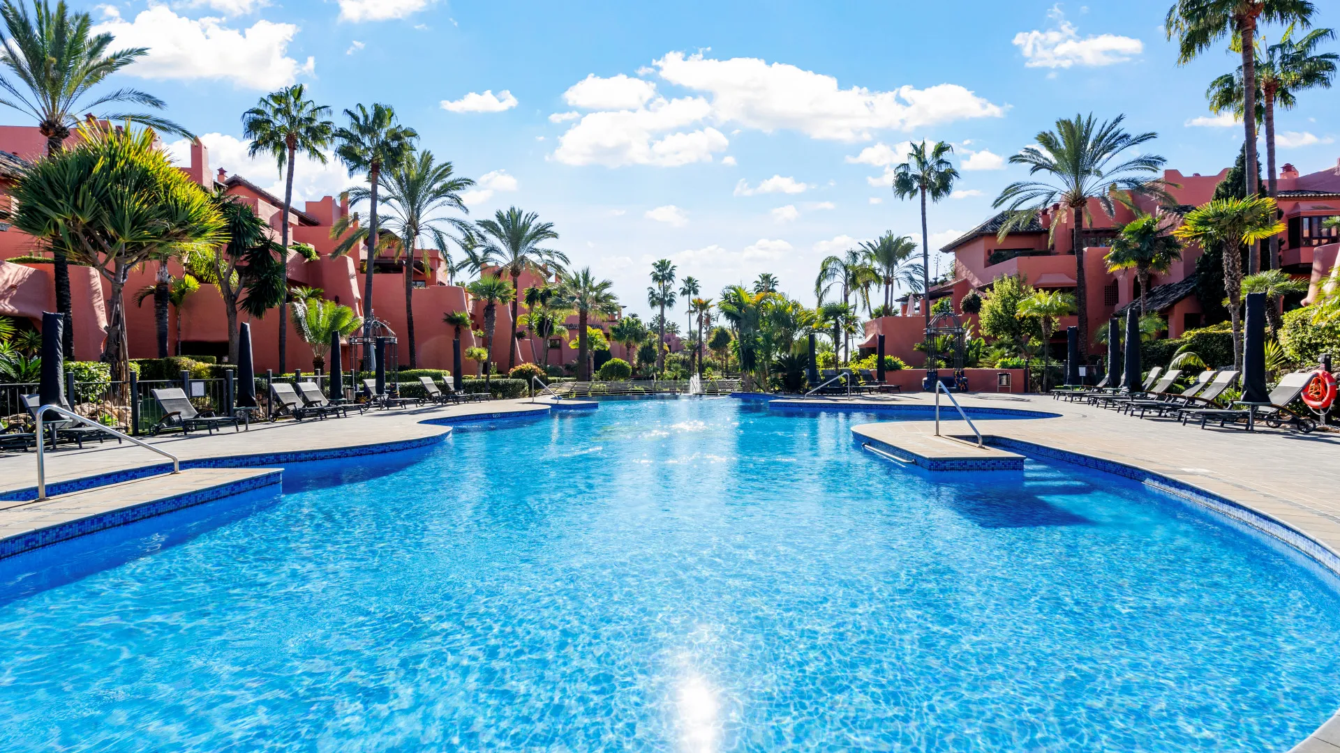 For sale Torre Bermeja 3 bedrooms ground floor apartment