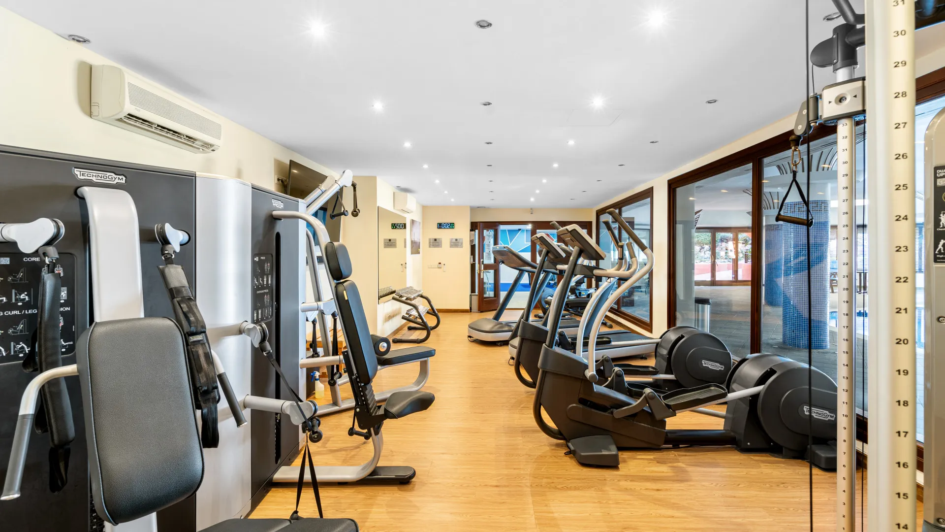 For sale Torre Bermeja 3 bedrooms ground floor apartment