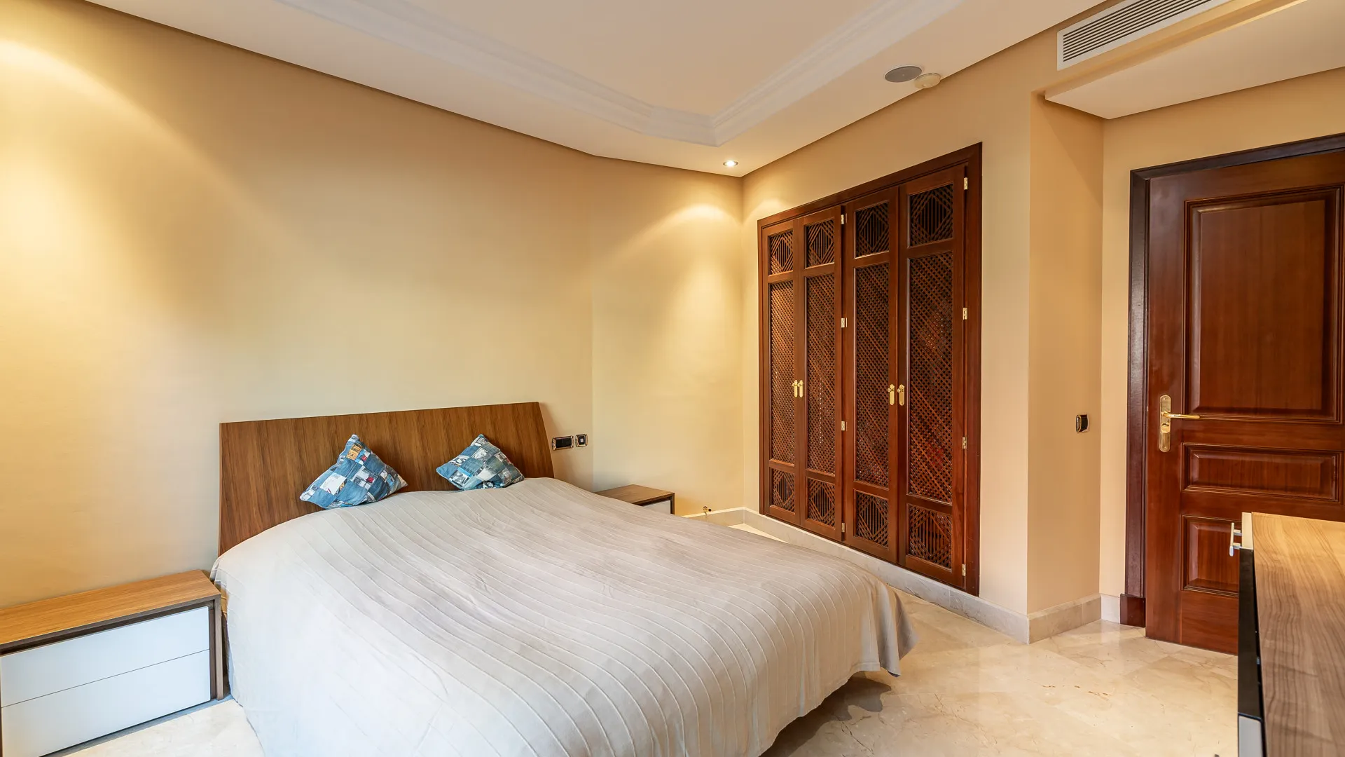 For sale Torre Bermeja 3 bedrooms ground floor apartment