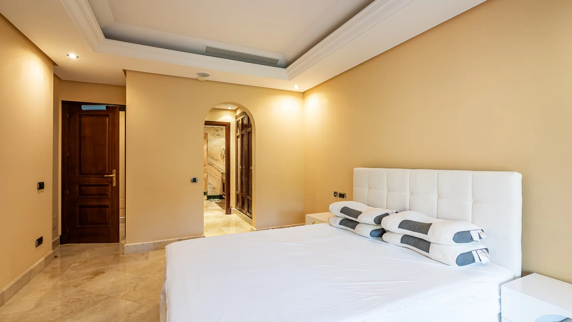 For sale Torre Bermeja 3 bedrooms ground floor apartment