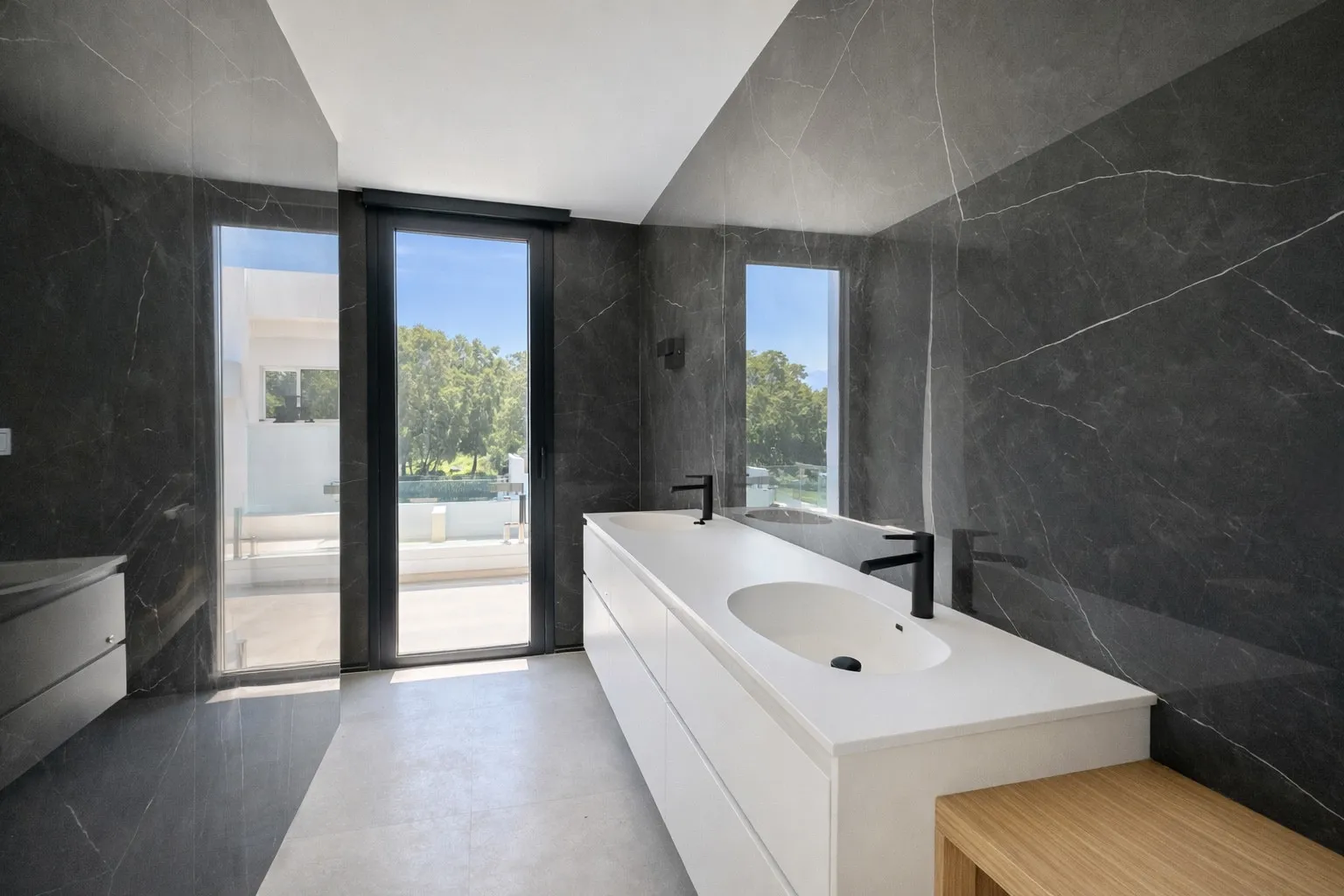For sale villa in Monte Biarritz with 6 bedrooms