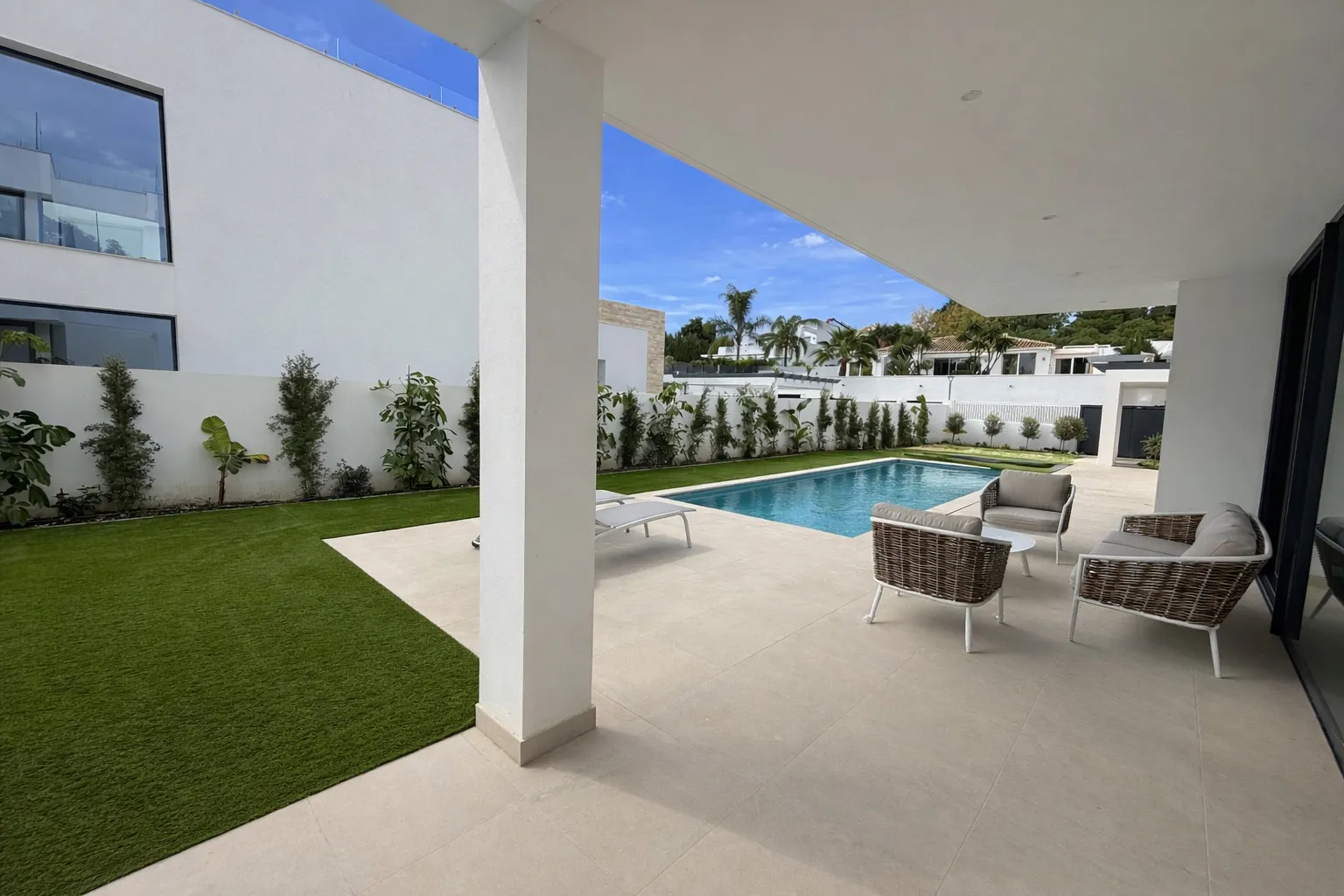 For sale villa in Monte Biarritz with 6 bedrooms