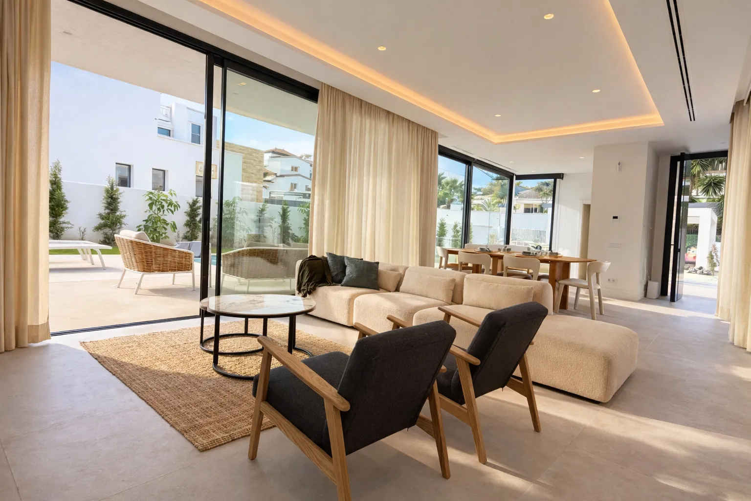 For sale villa in Monte Biarritz with 6 bedrooms