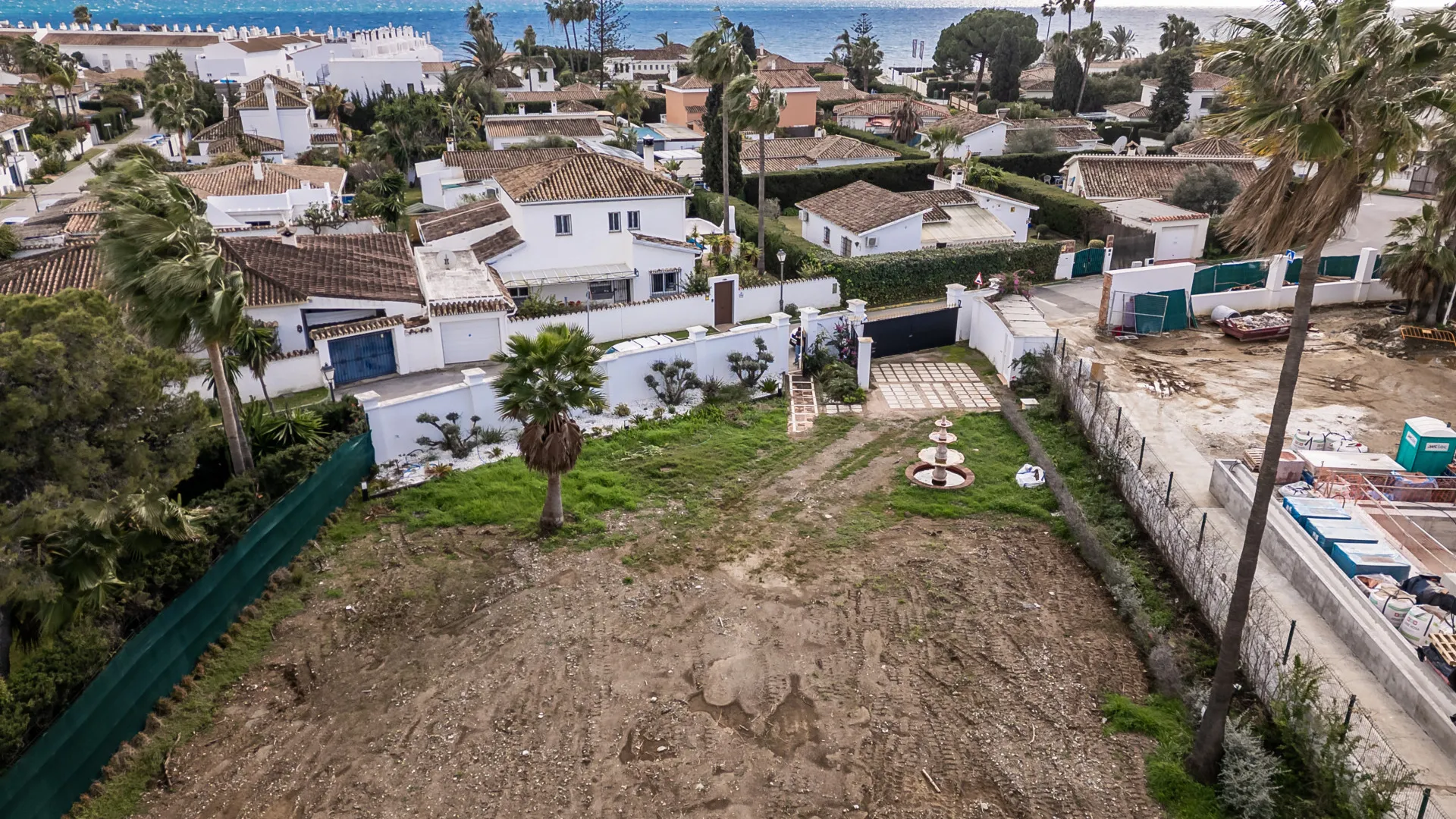 Parcela de 6 dormitorios en venta en El Saladillo