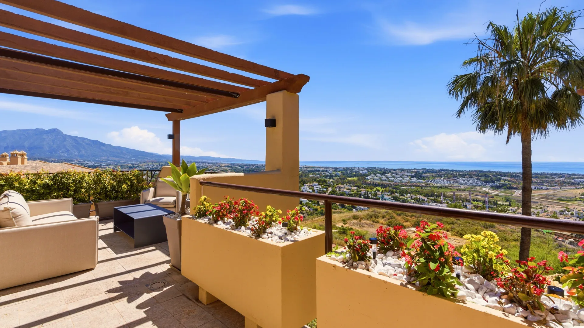 Penthouse for sale in Hacienda del Señorio de Cifuentes with 3 bedrooms