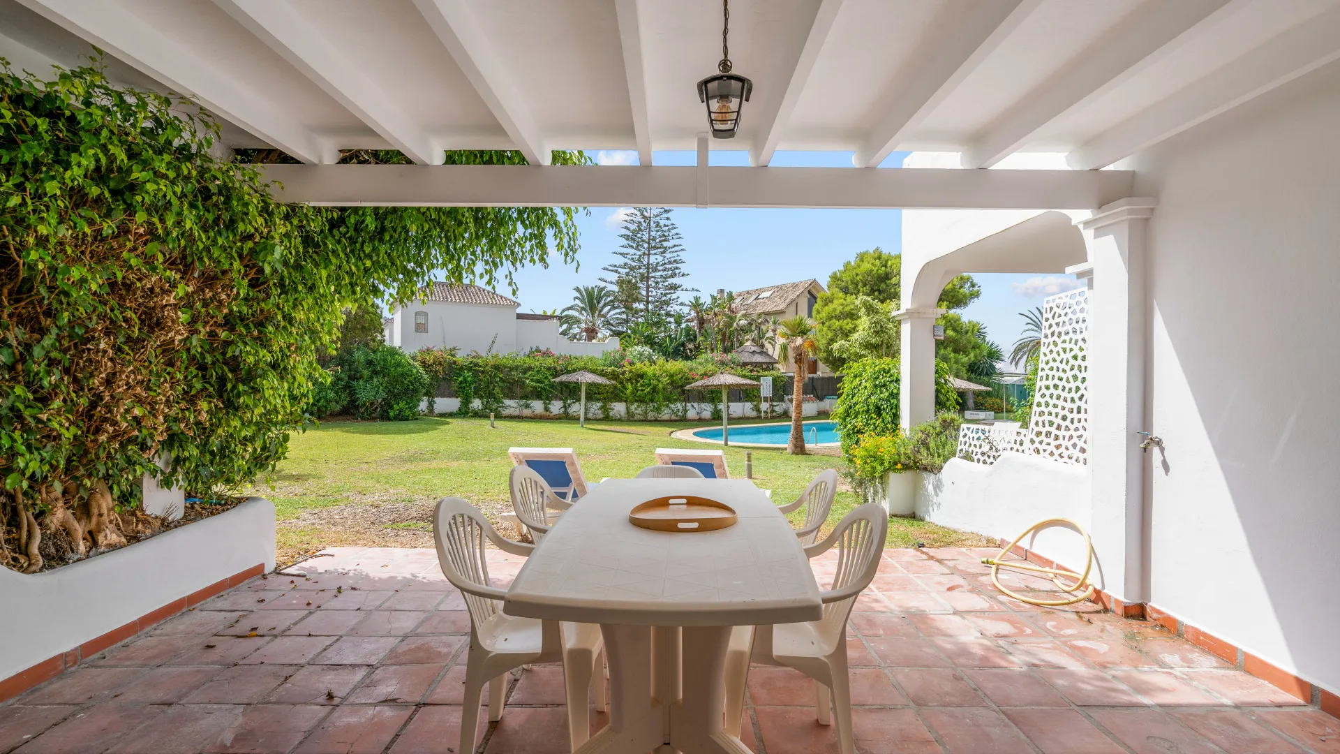 Town house for sale in Costabella with 3 bedrooms