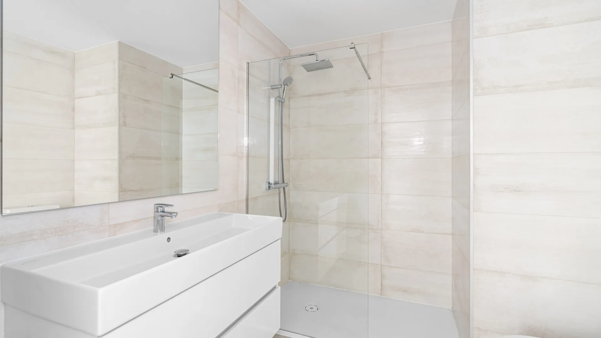 For sale apartment with 2 bedrooms in Selwo