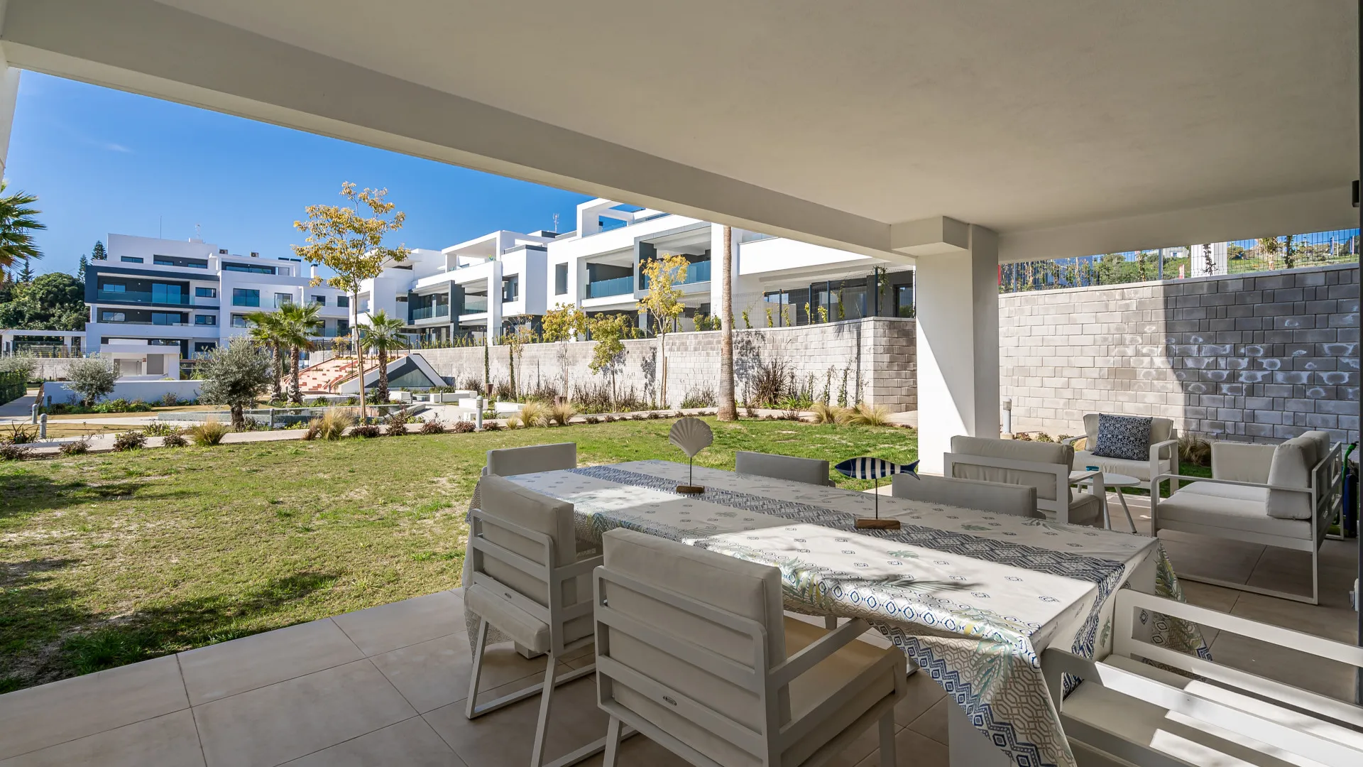 Comprar apartamento planta baja de 2 dormitorios en Vanian Green Village