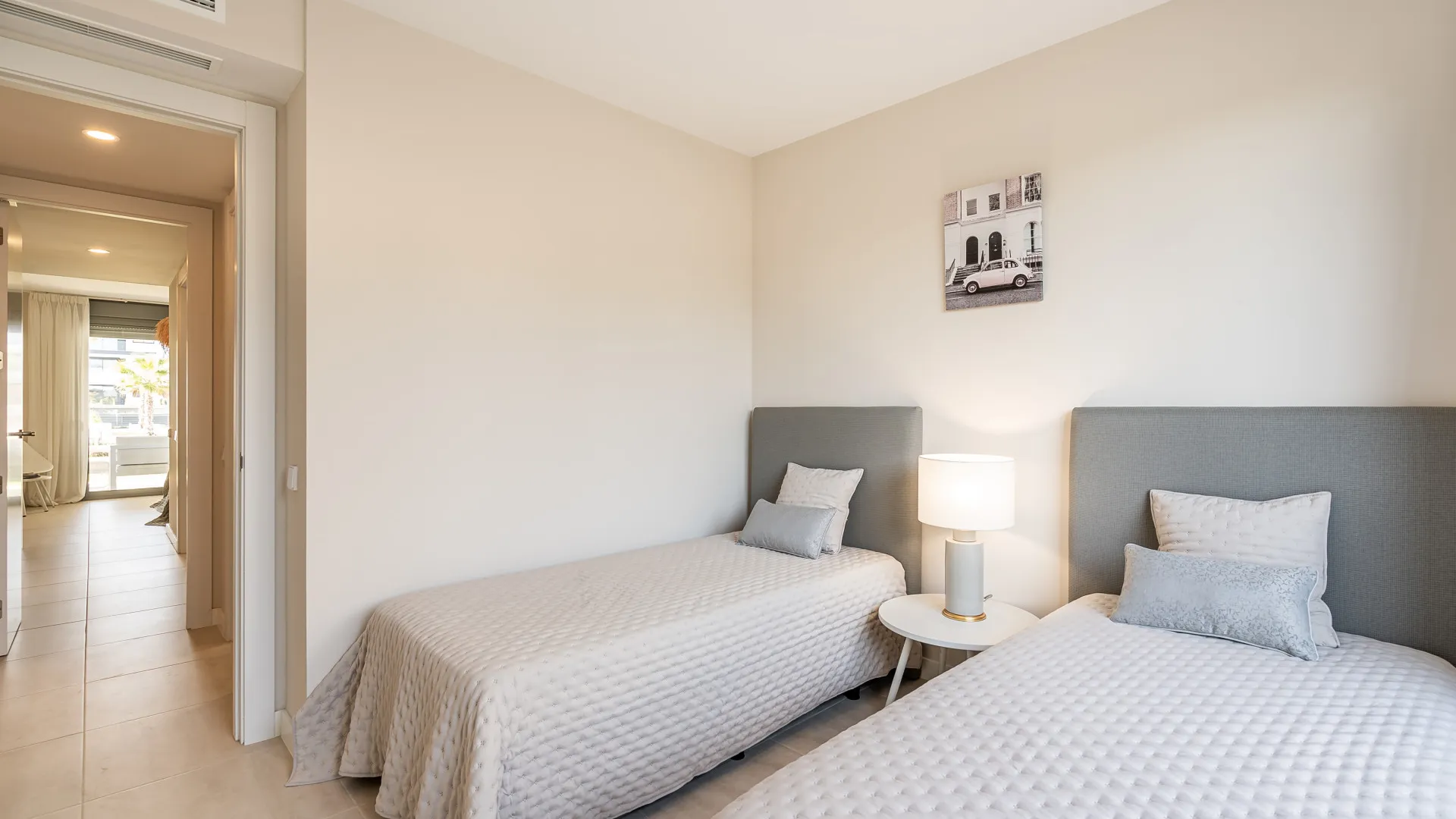 Comprar apartamento planta baja de 2 dormitorios en Vanian Green Village
