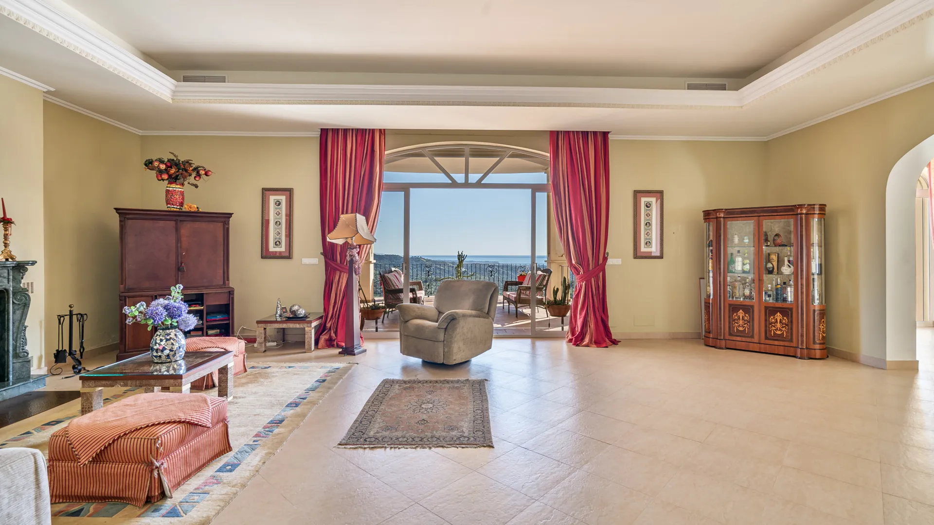 Villa en venta en Forest Hills