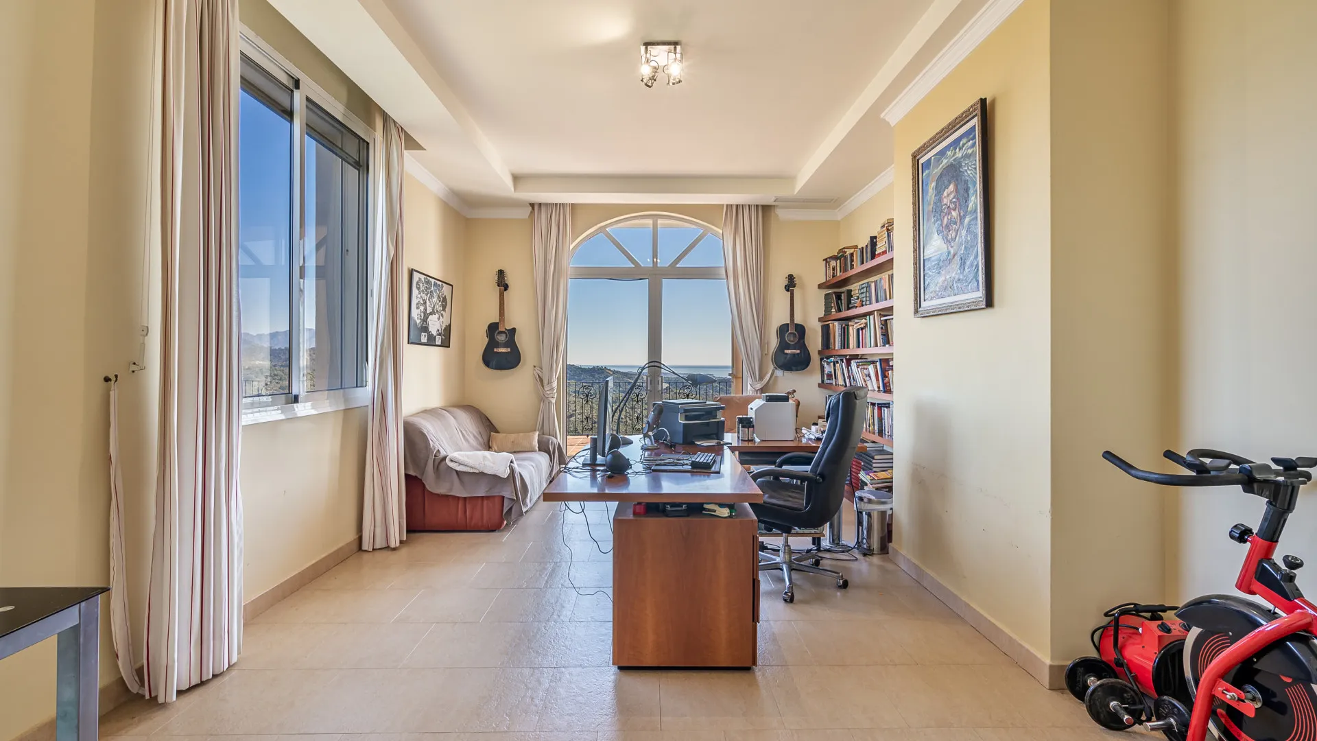 Villa en venta en Forest Hills