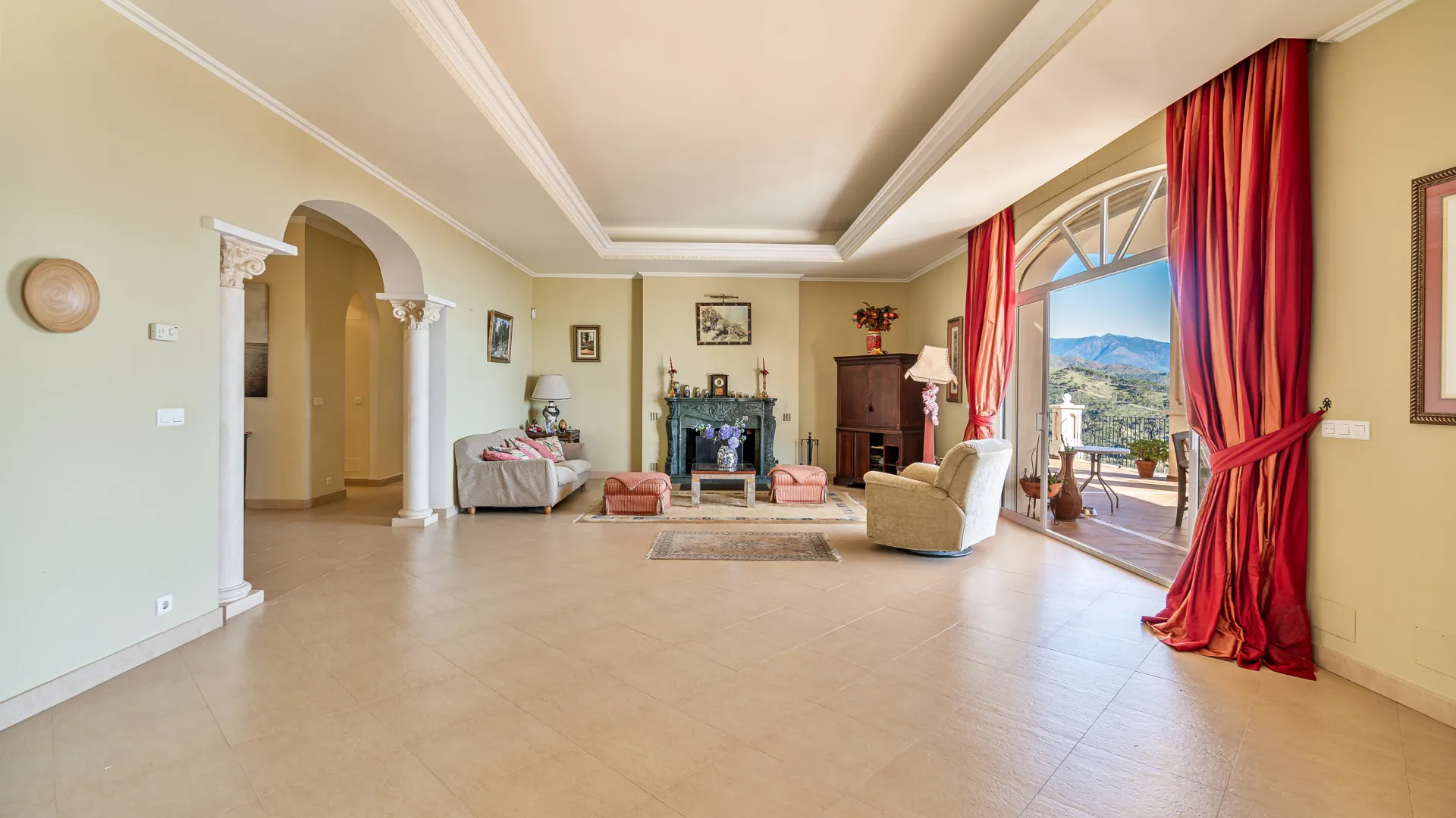 Villa en venta en Forest Hills