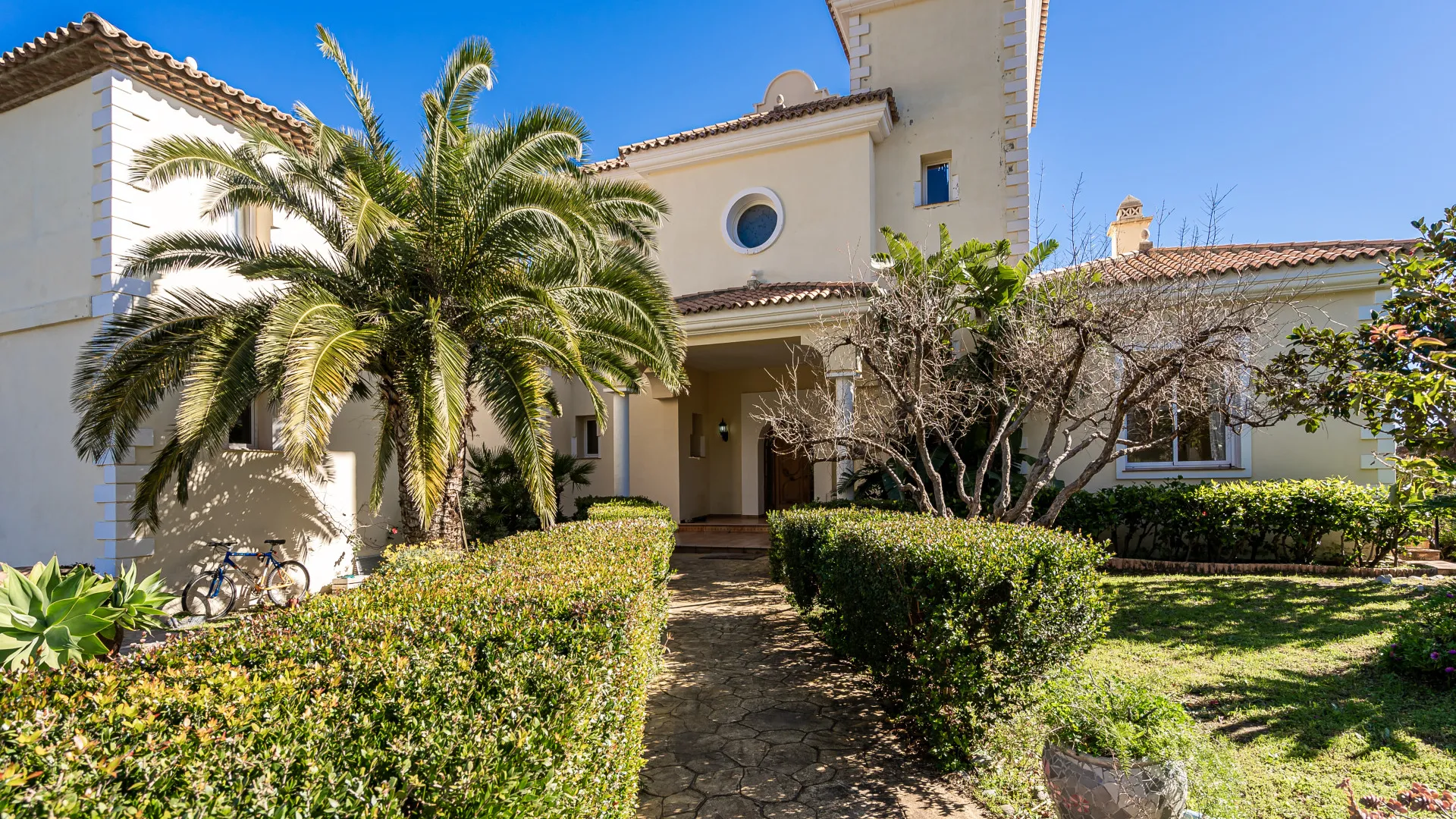 Villa en venta en Forest Hills
