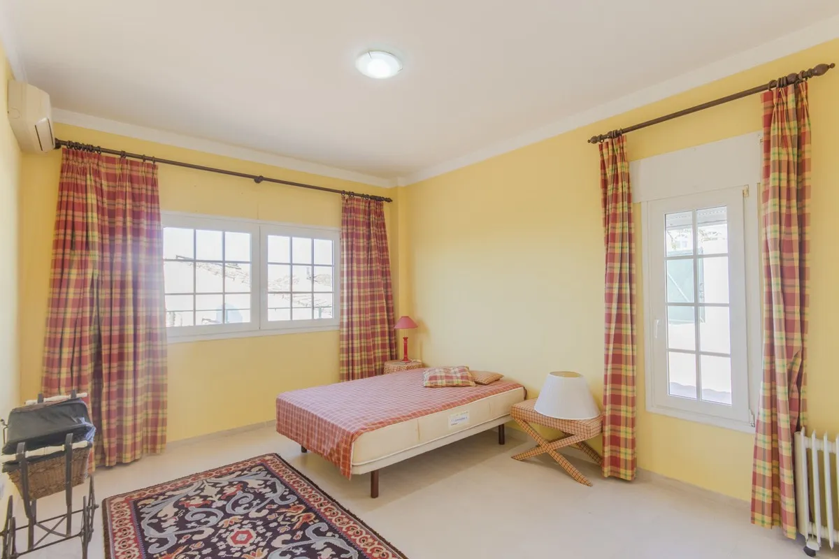 6 bedrooms Torrequebrada villa for sale