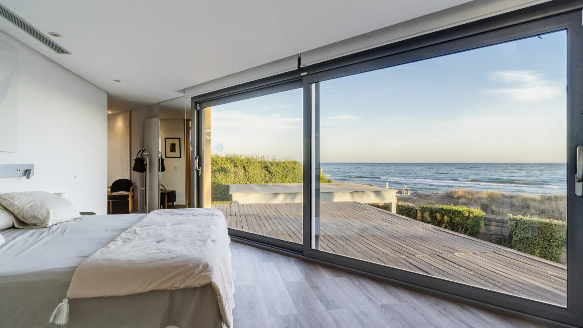 Se vende villa en Alicate Playa