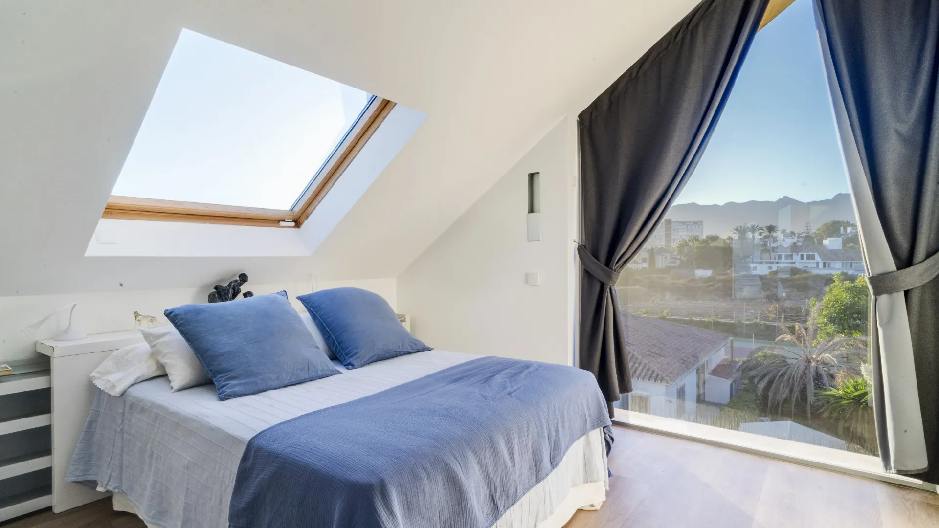 Se vende villa en Alicate Playa