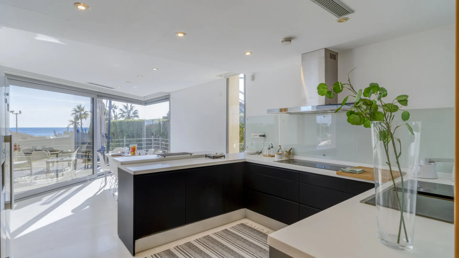 Se vende villa en Alicate Playa