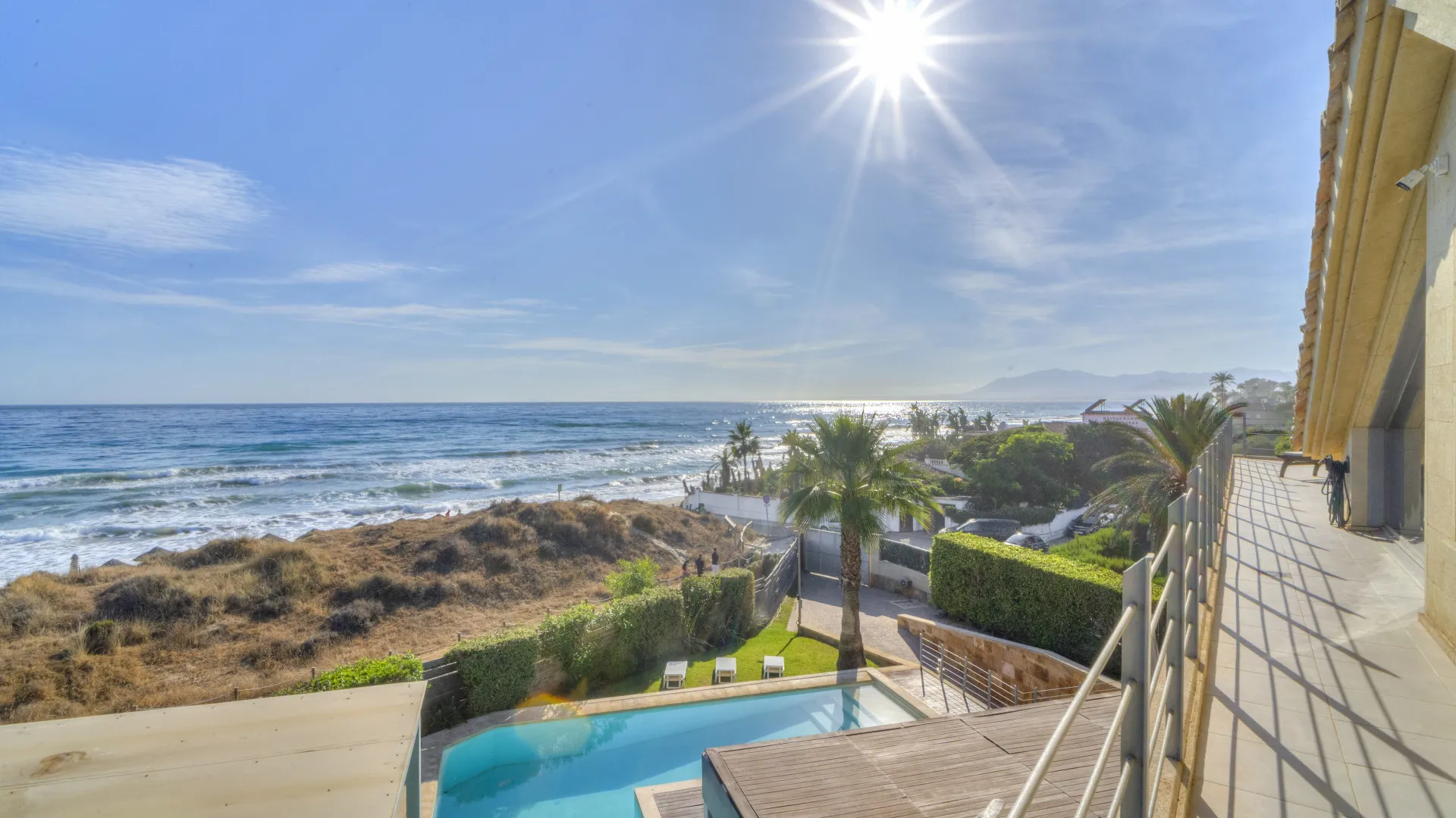 Se vende villa en Alicate Playa