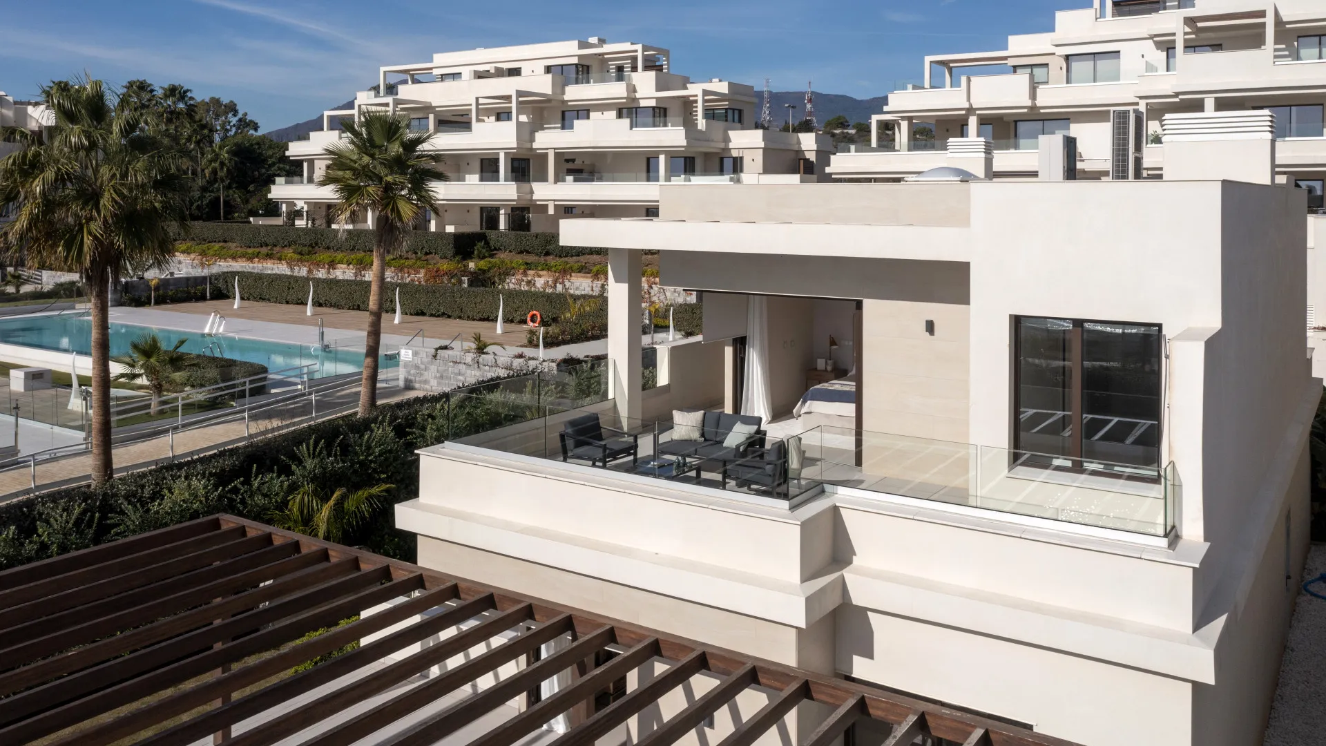 Se vende villa en Beach Side New Golden Mile