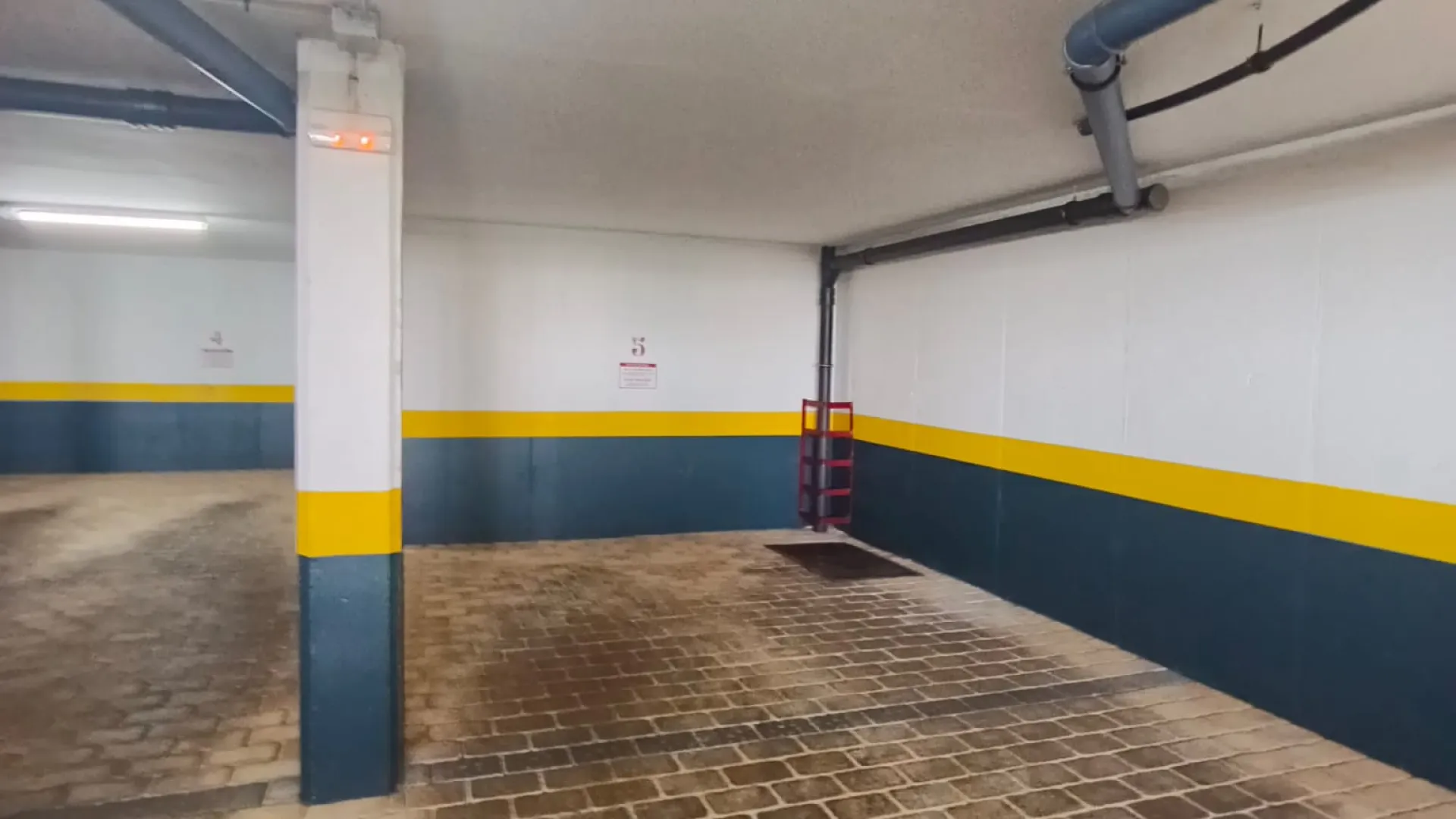 For sale Nueva Andalucia apartment with 2 bedrooms