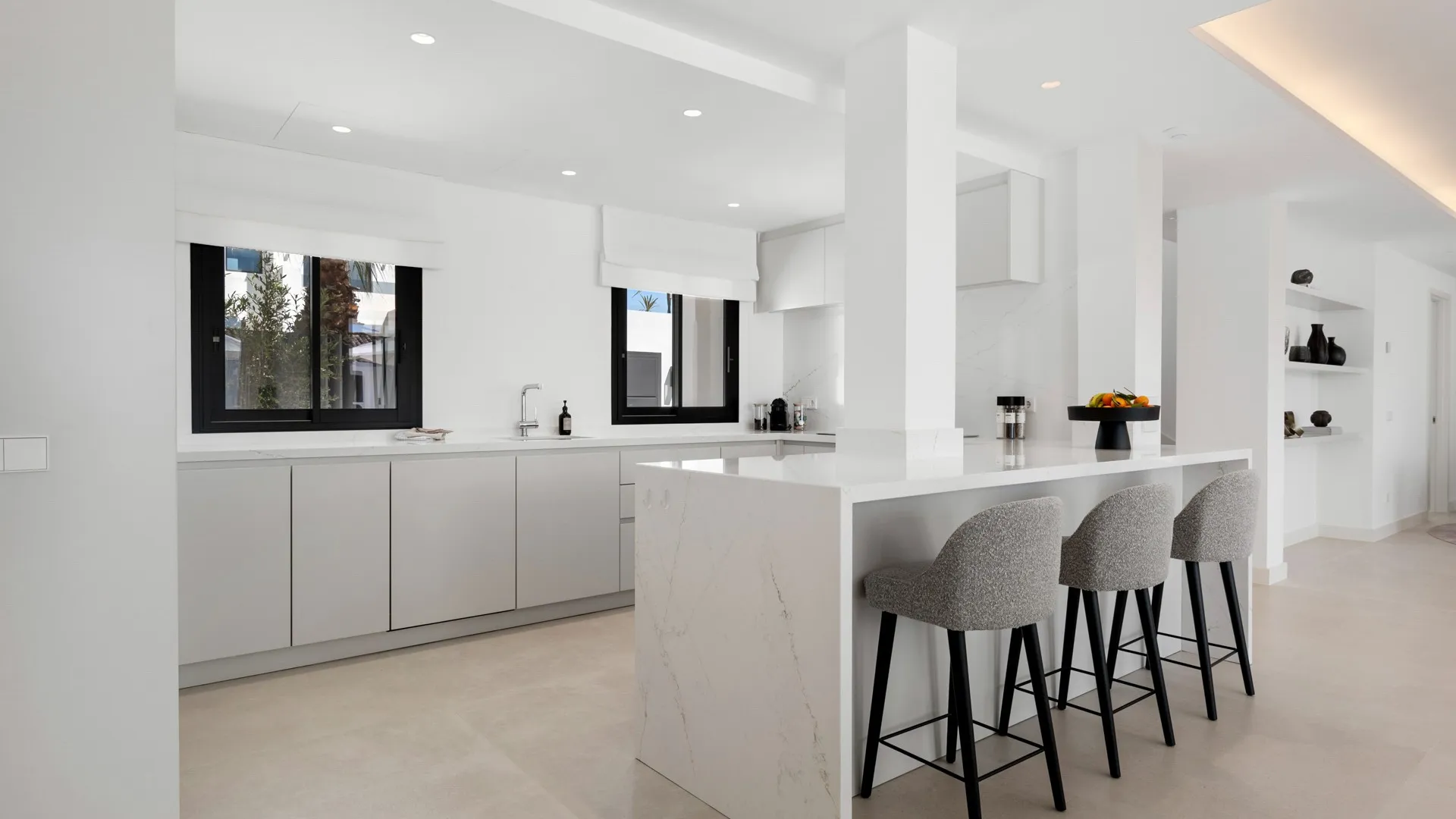 Villa a la venta con 5 dormitorios en El Rosario