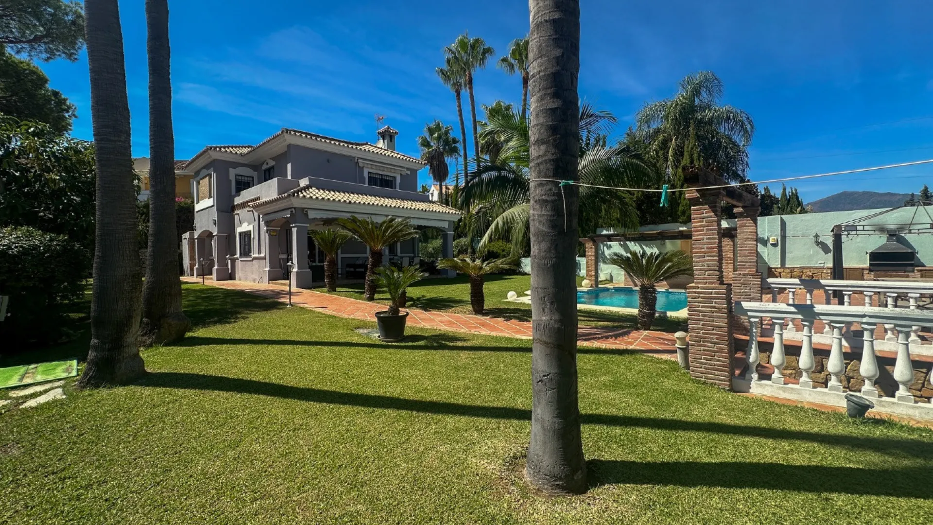 Villa for sale in Monte Biarritz