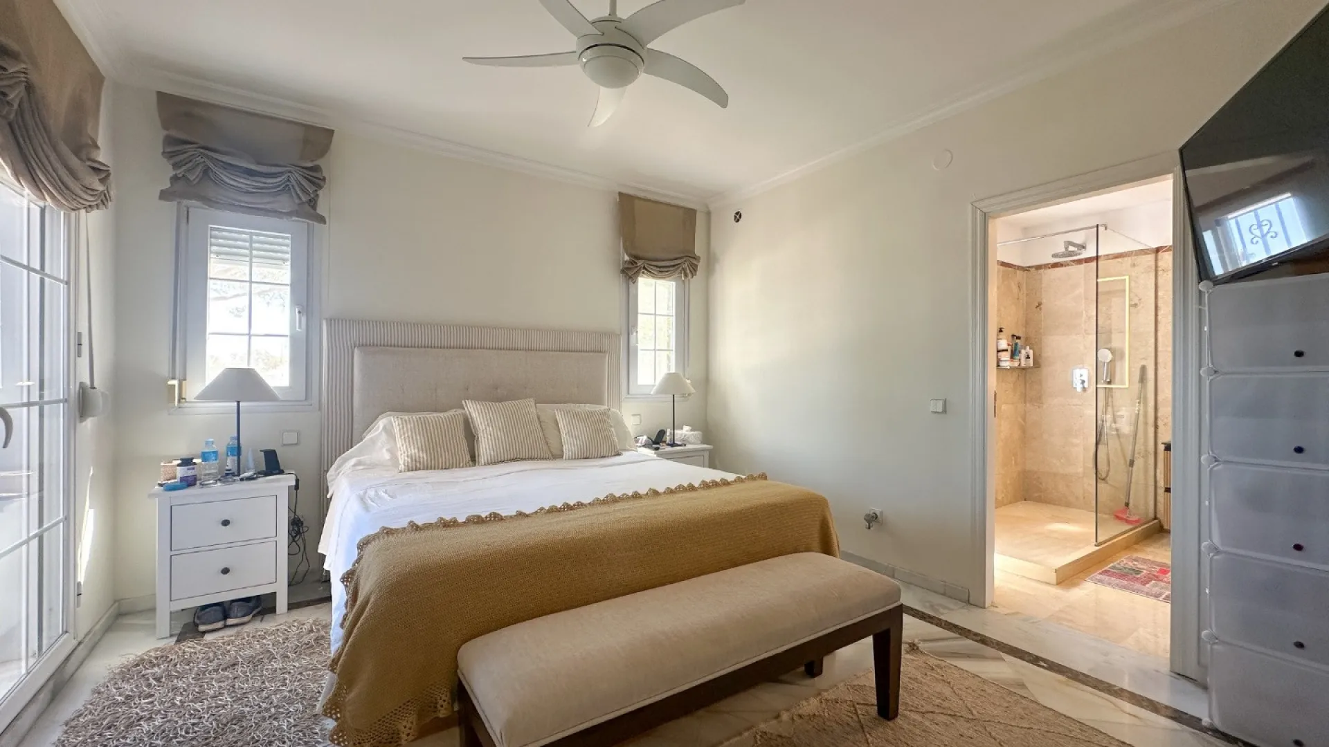 Villa for sale in Monte Biarritz