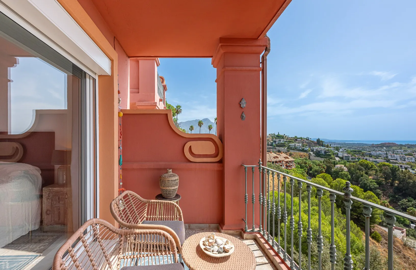 Duplex with 4 bedrooms for sale in Monte Halcones