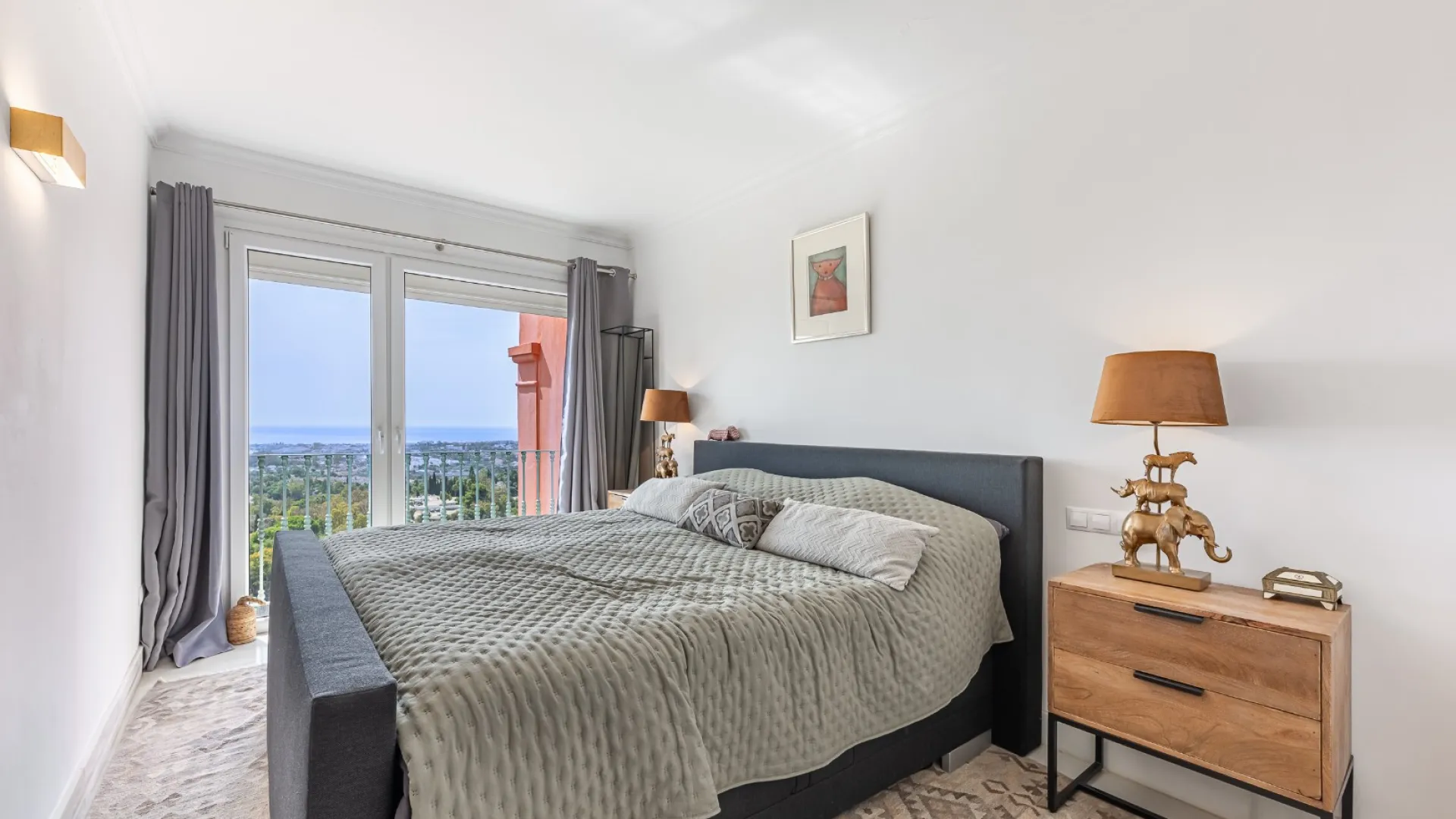 Duplex with 4 bedrooms for sale in Monte Halcones