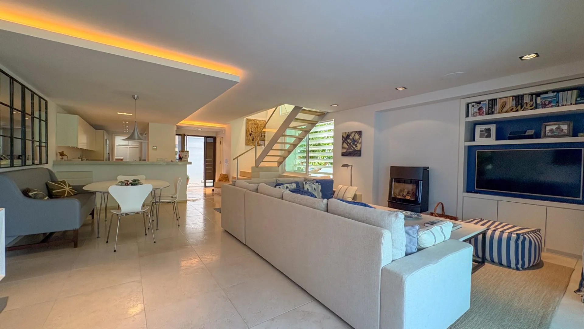 Peñablanca town house for sale