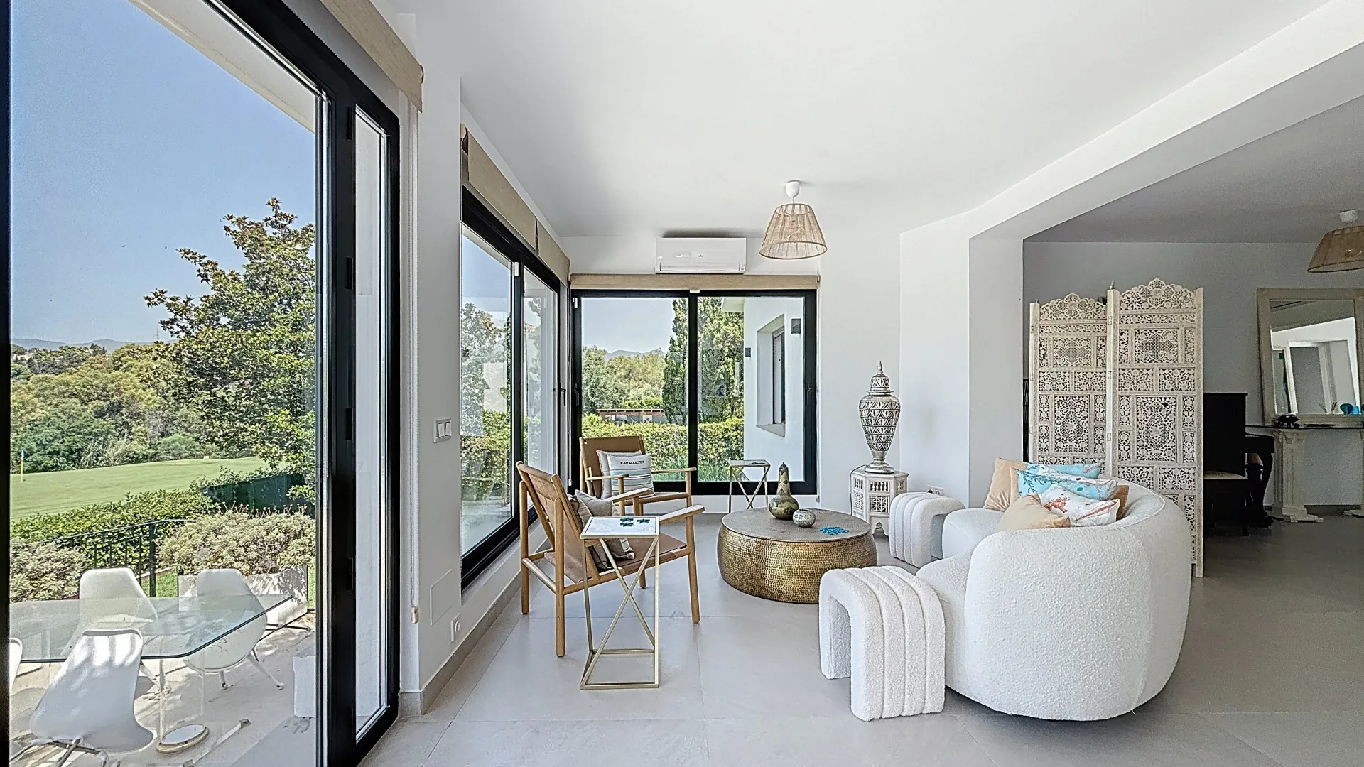 Villa for sale in Guadalmina Alta with 4 bedrooms
