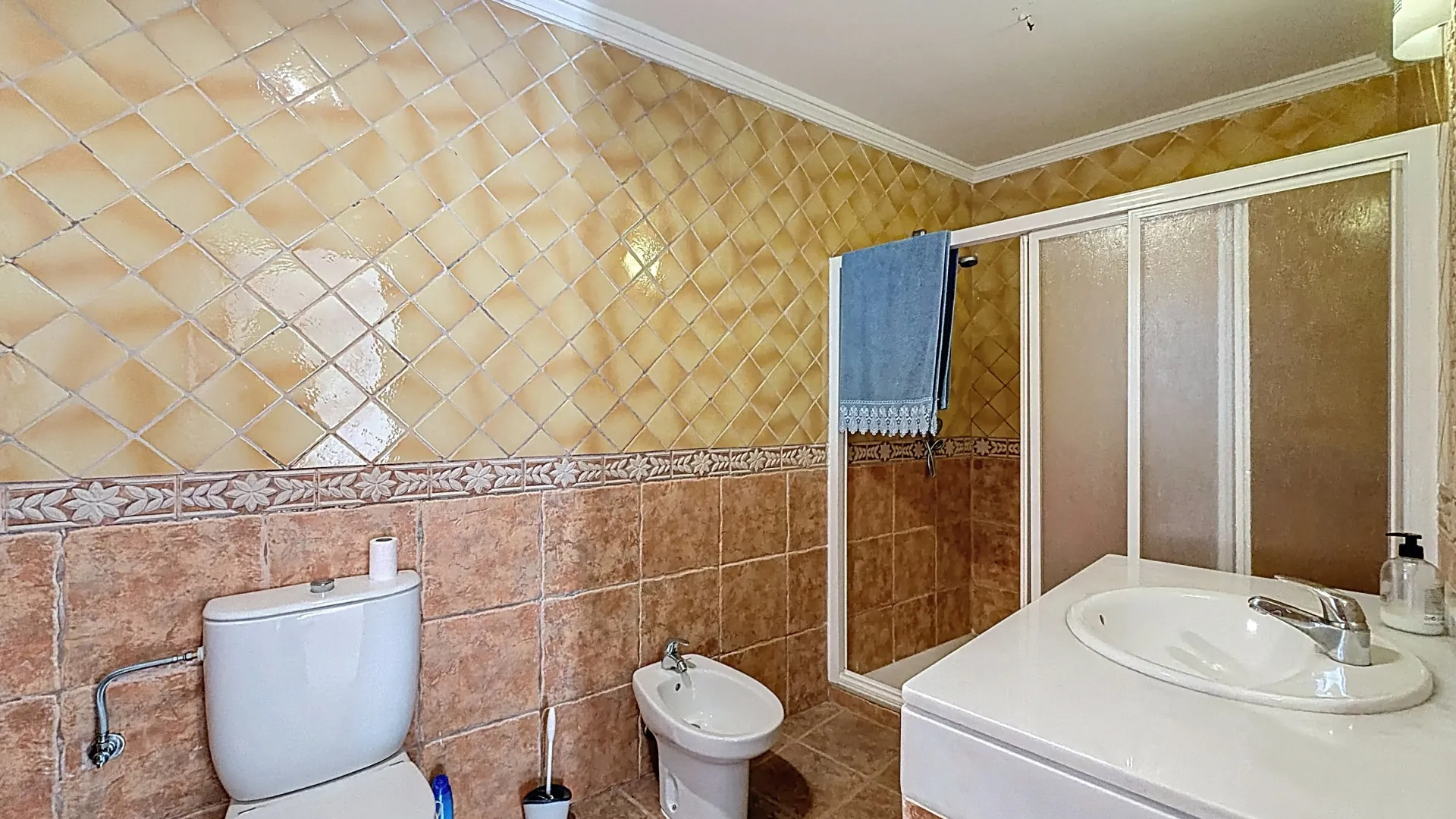 Villa con 6 dormitorios en venta en La Resina Golf